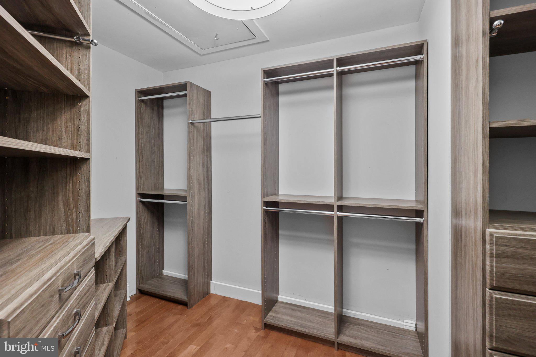 EAGLES MERE - Residential