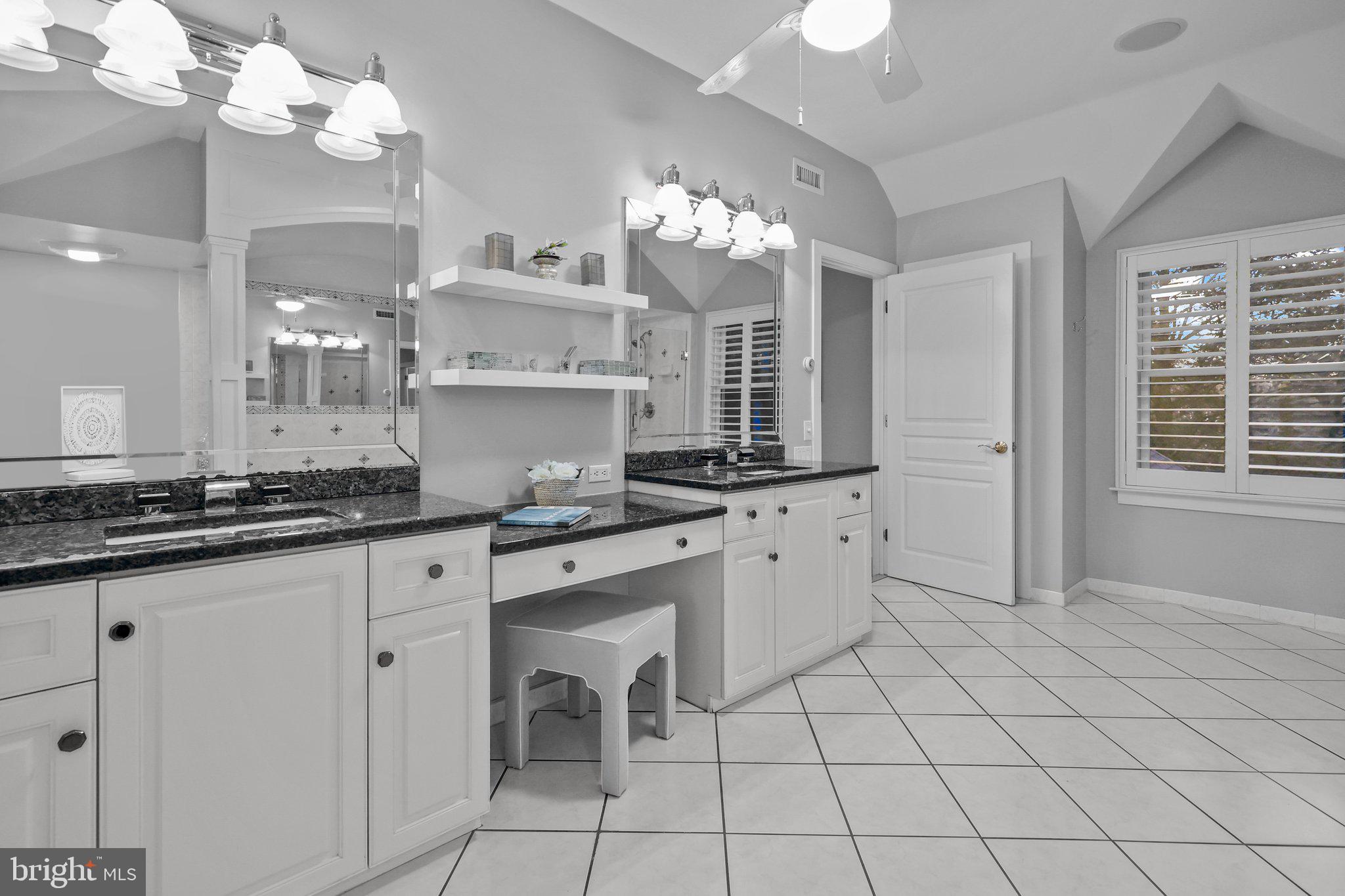 EAGLES MERE - Residential