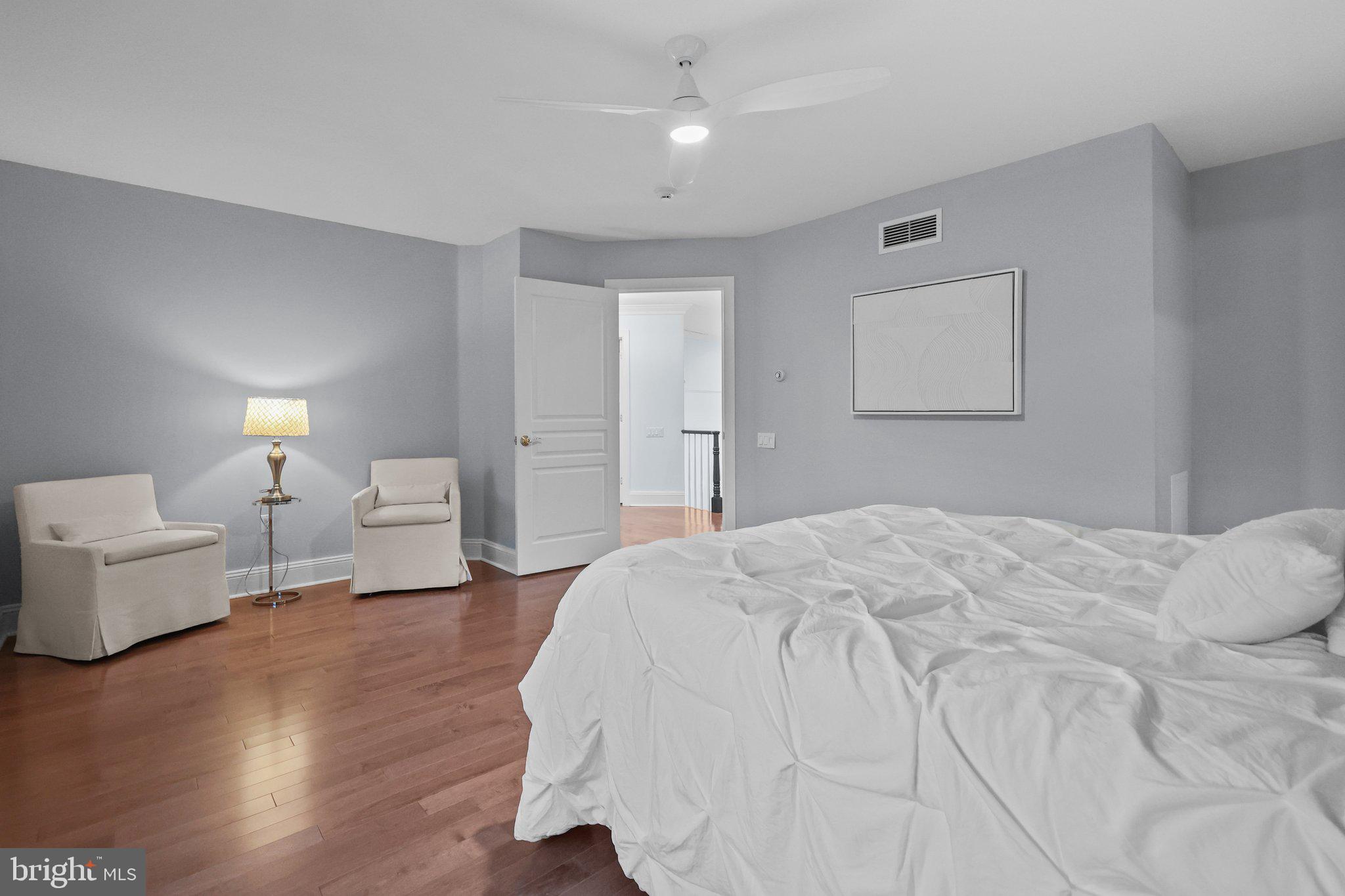 EAGLES MERE - Residential