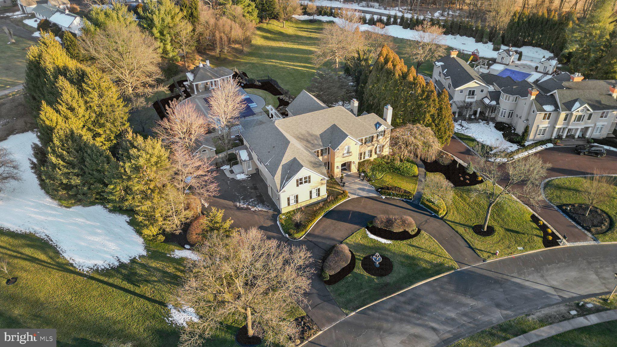 EAGLES MERE - Residential