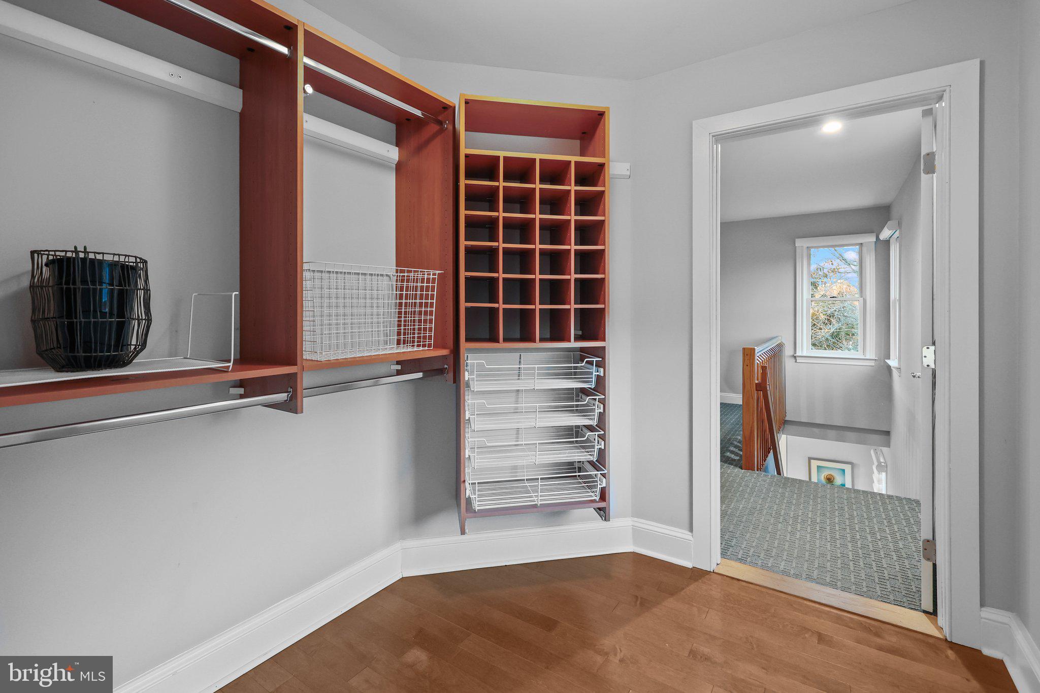 EAGLES MERE - Residential