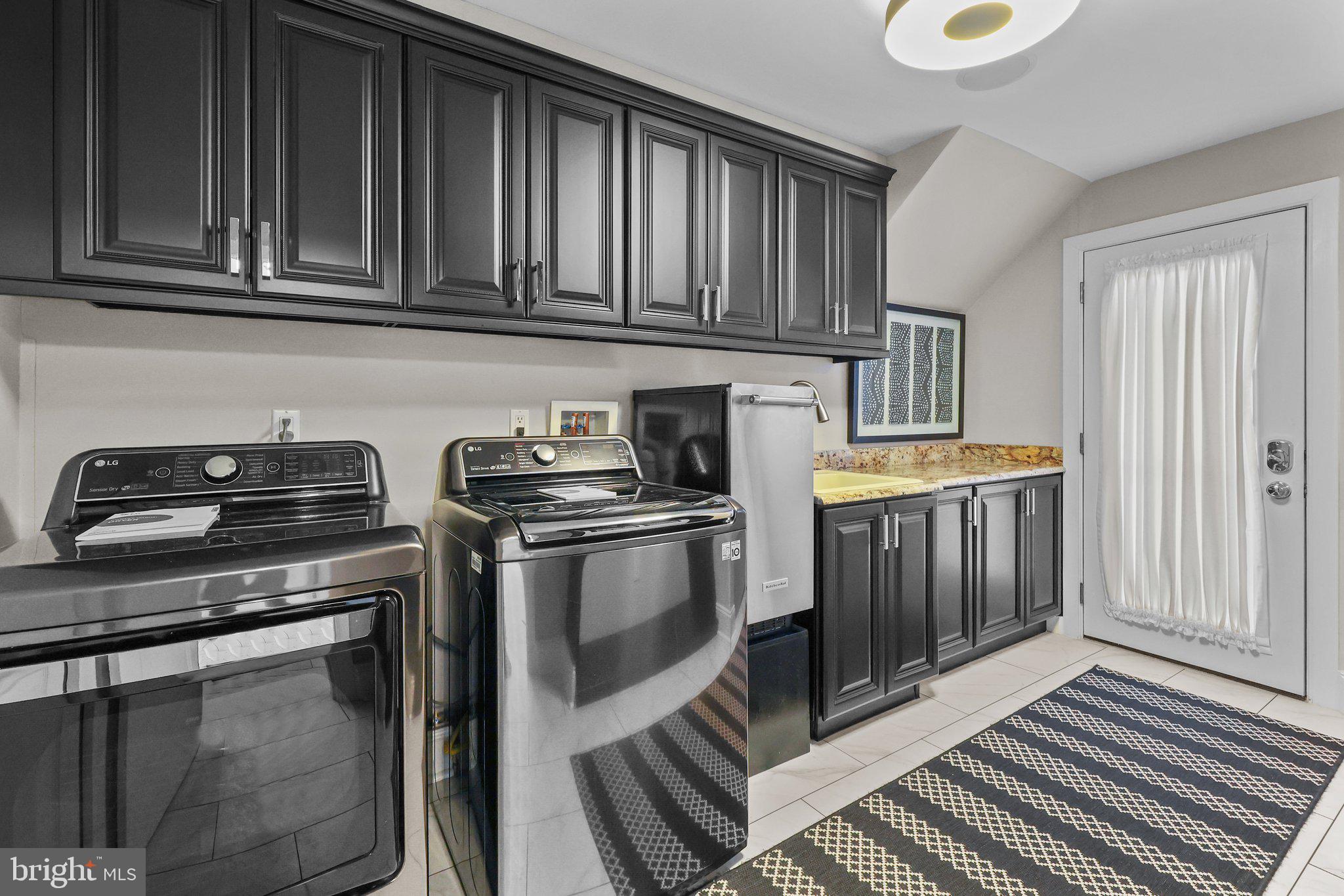 EAGLES MERE - Residential