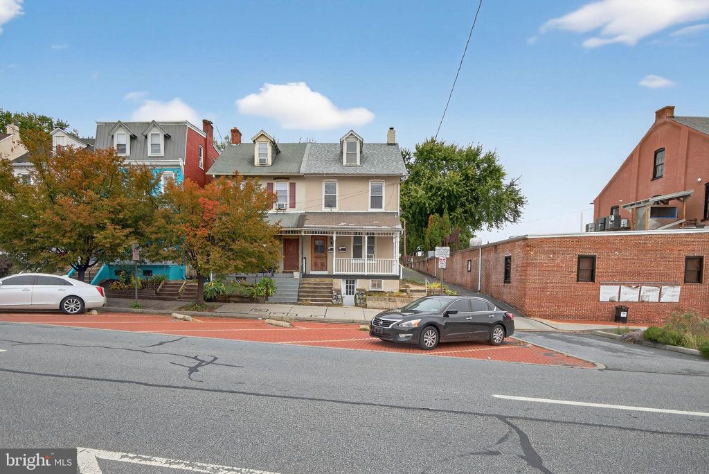 Photo of 341 E Walnut Street, LANCASTER, PA 17602 (MLS # PALA2078186)