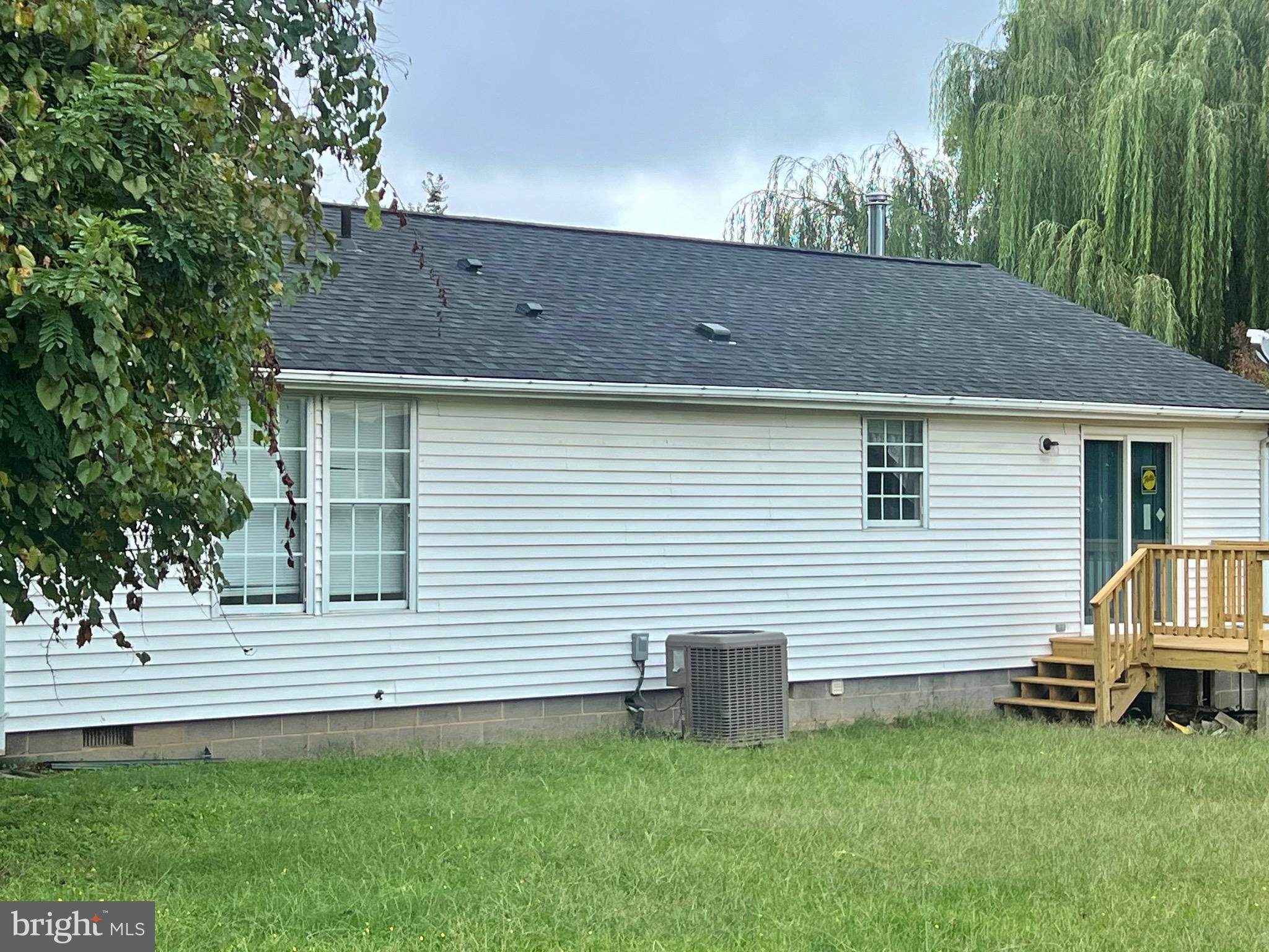 FAIRVIEW  BEACH - Residential