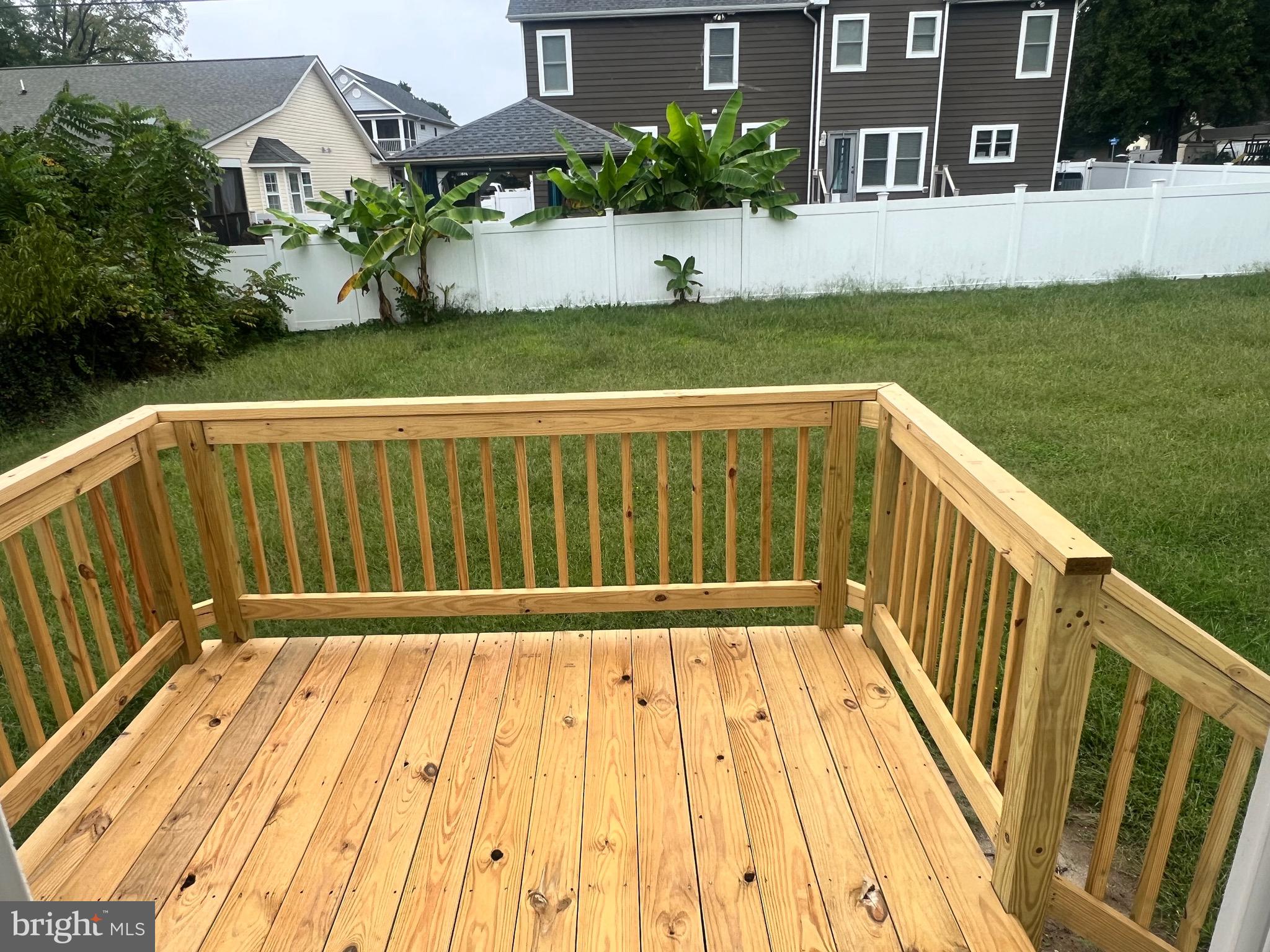 FAIRVIEW  BEACH - Residential