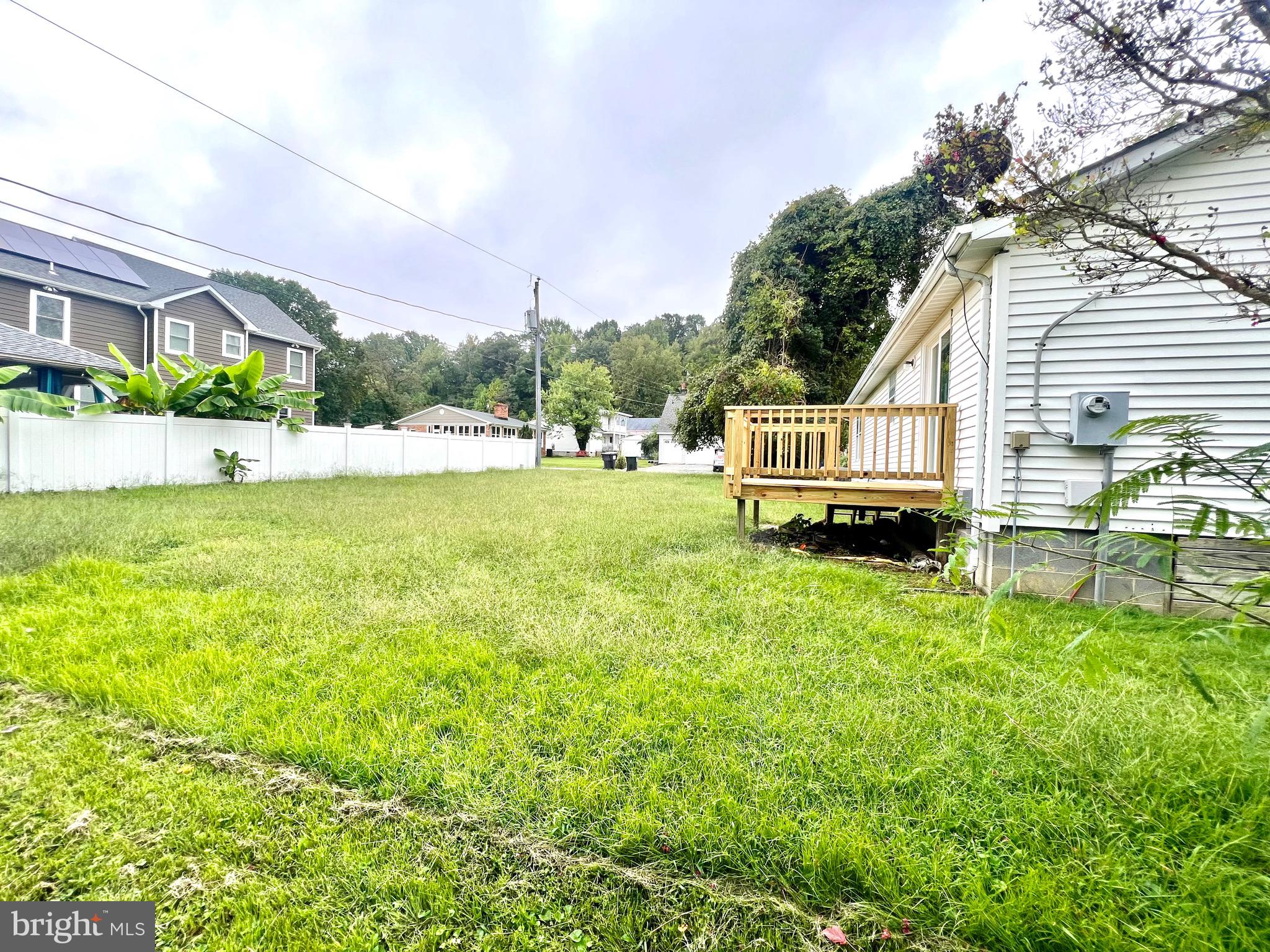 FAIRVIEW  BEACH - Residential