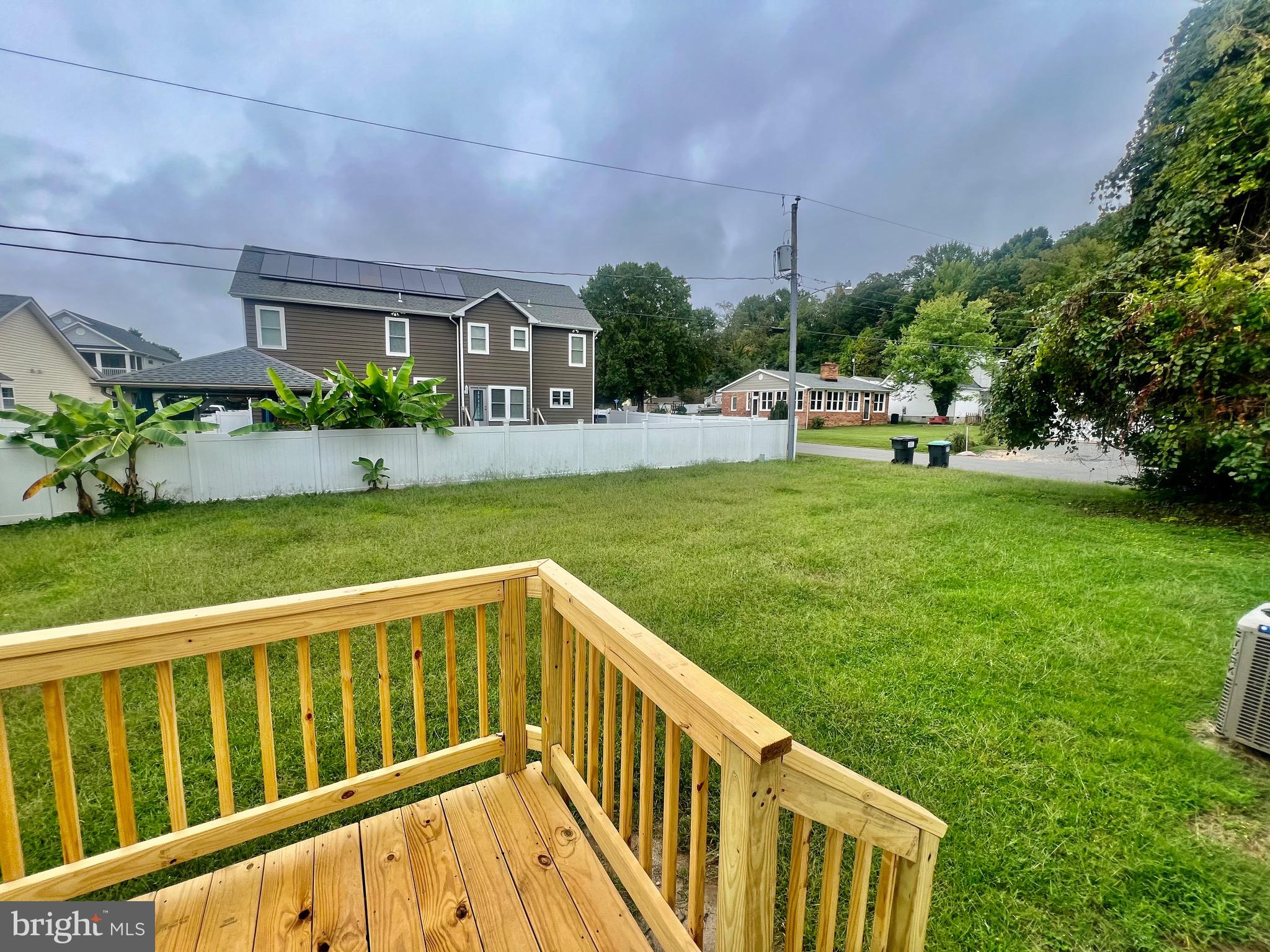 FAIRVIEW  BEACH - Residential