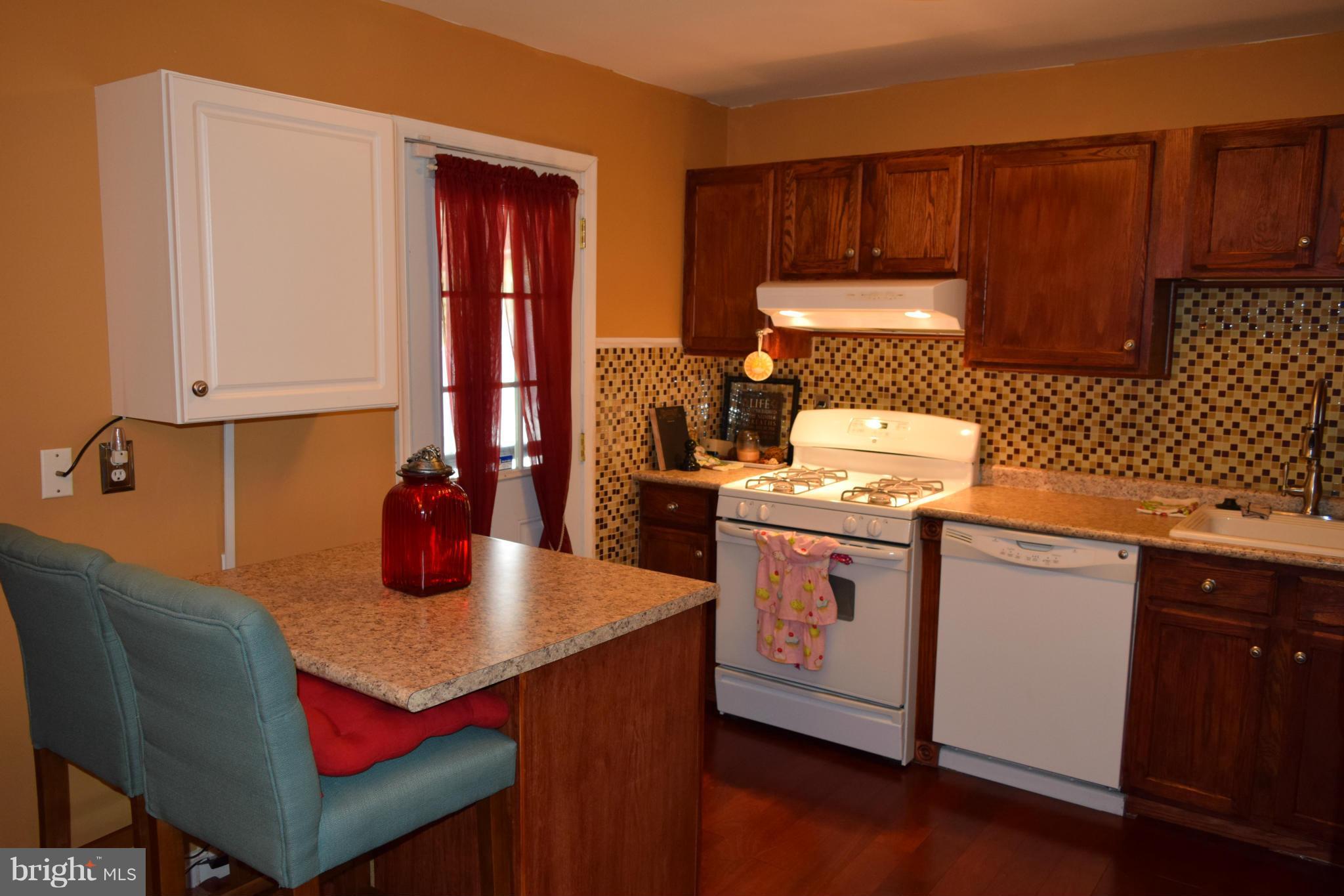 GLENARDEN WOODS - Residential