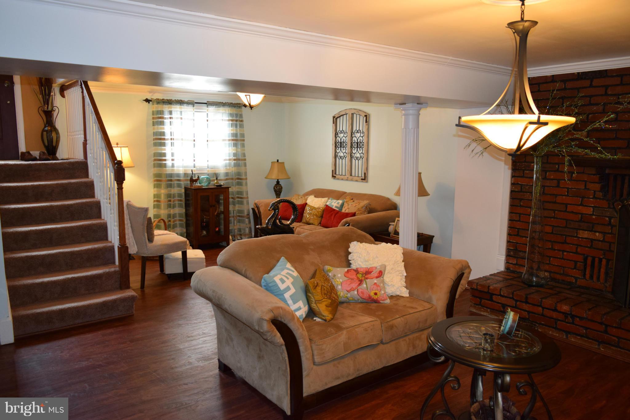 GLENARDEN WOODS - Residential