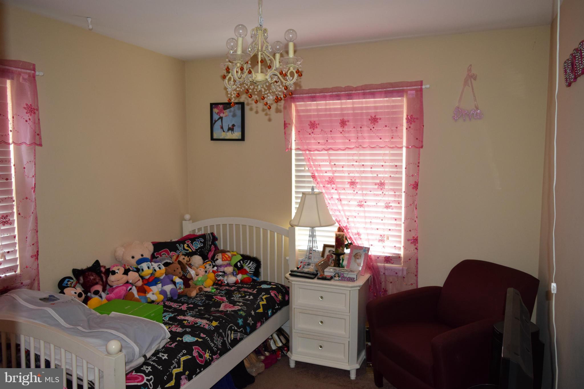 GLENARDEN WOODS - Residential