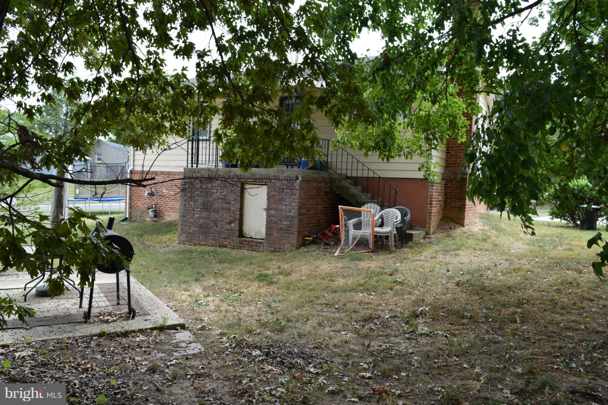 GLENARDEN WOODS - Residential