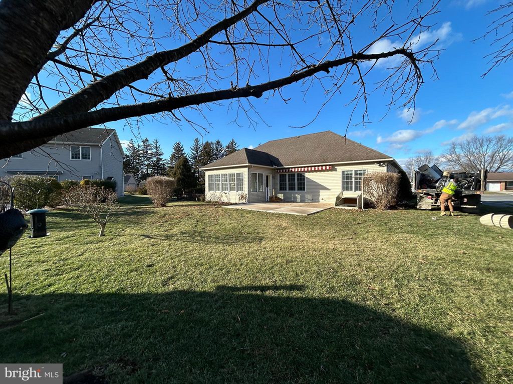 Photo of 800 Victoria Lane, PALMYRA, PA 17078 (MLS # PALN2024252)