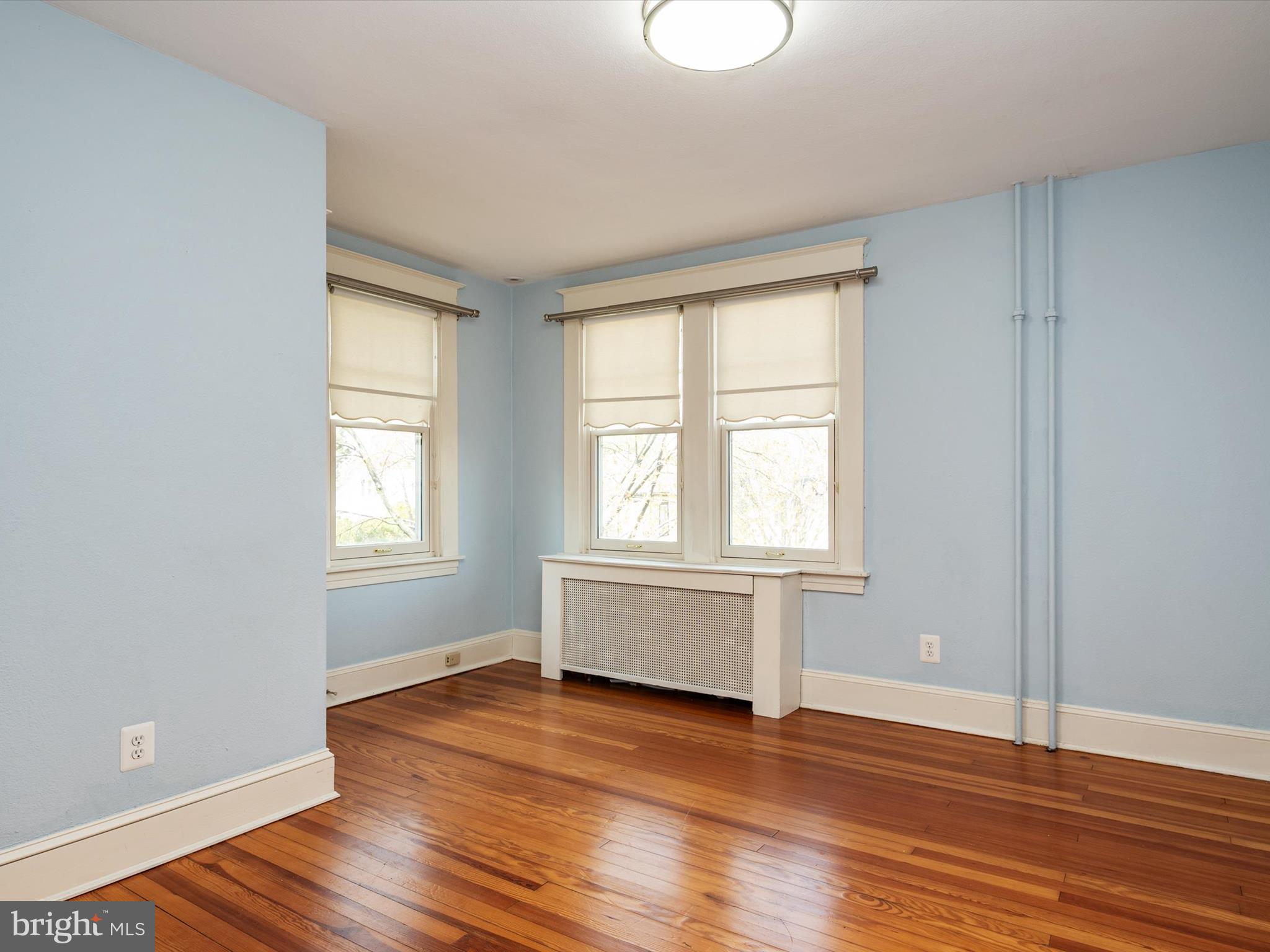 MURRAY HILL - Residential