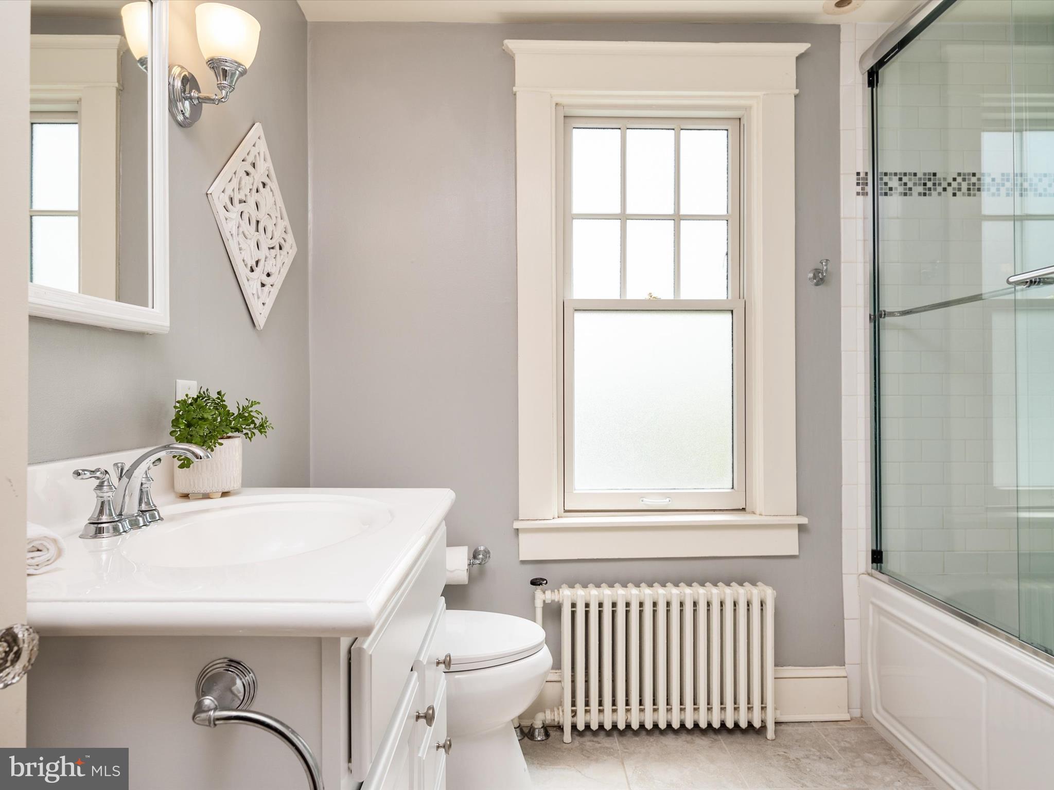 MURRAY HILL - Residential