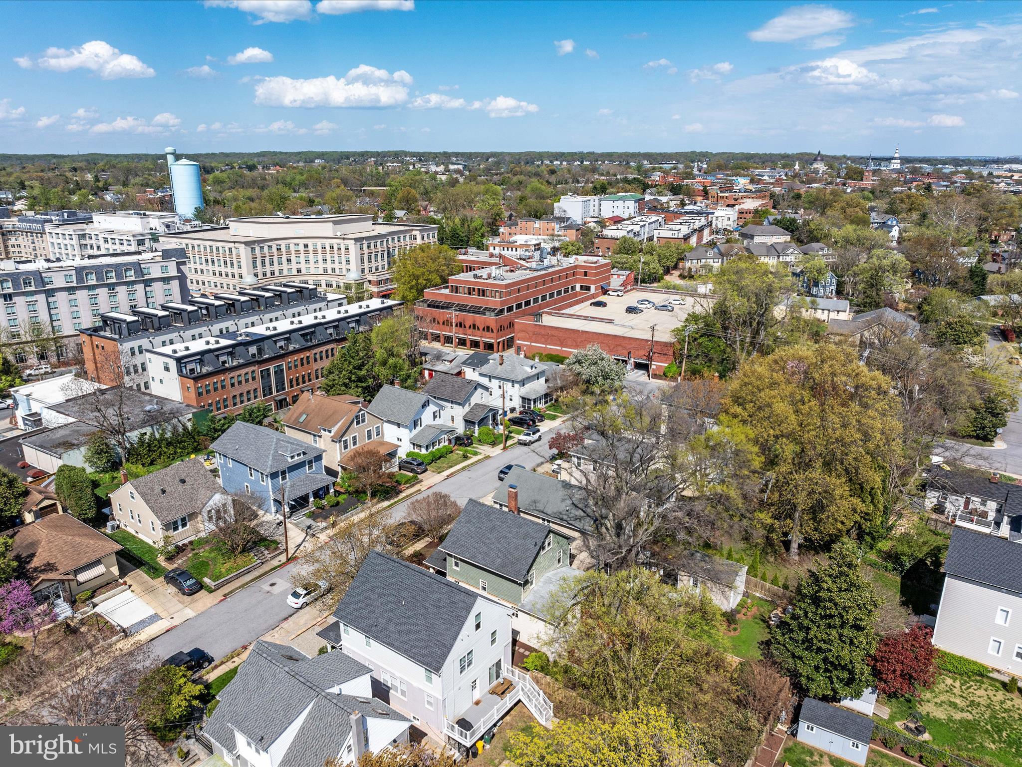 MURRAY HILL - Residential