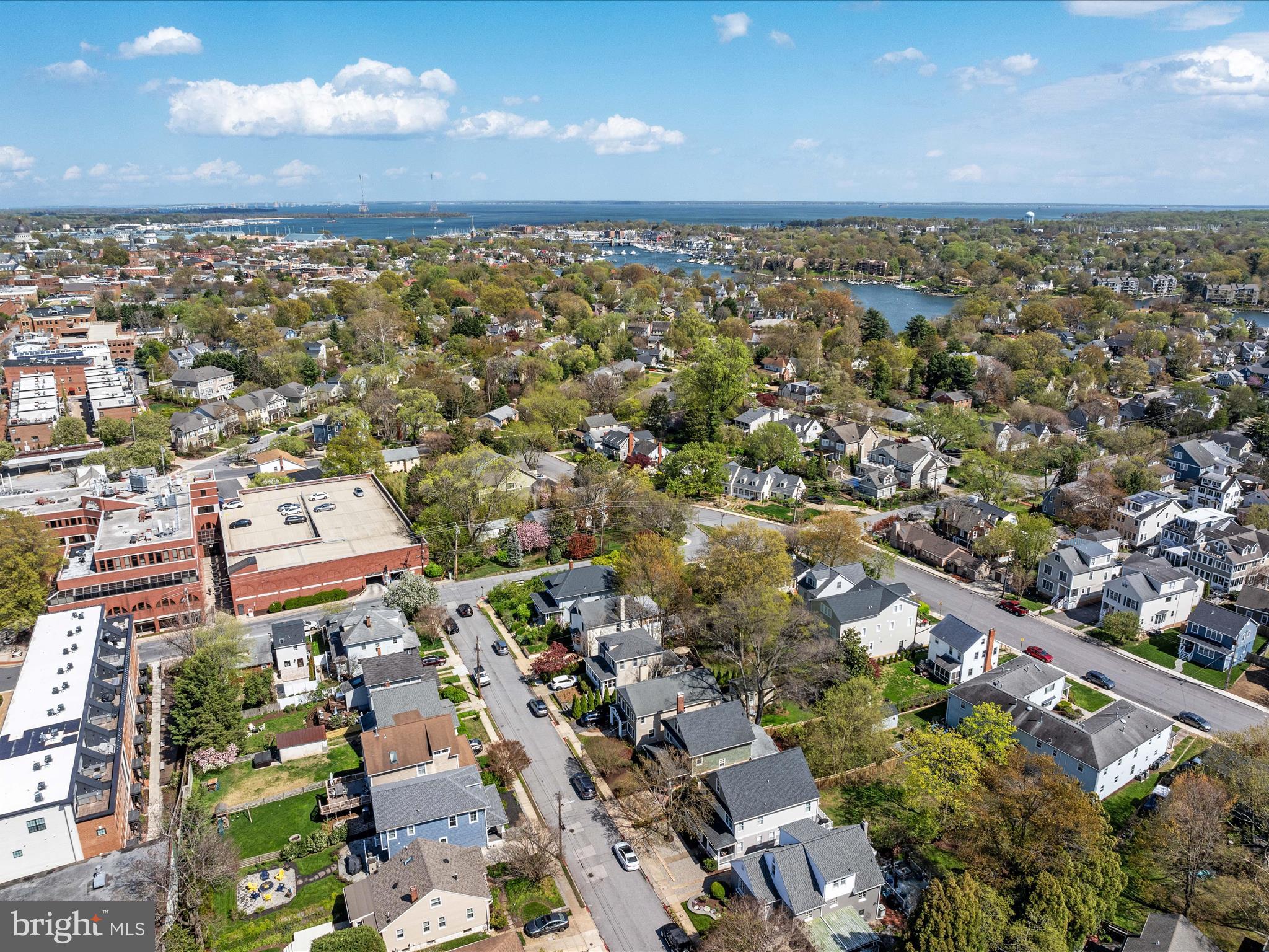 MURRAY HILL - Residential