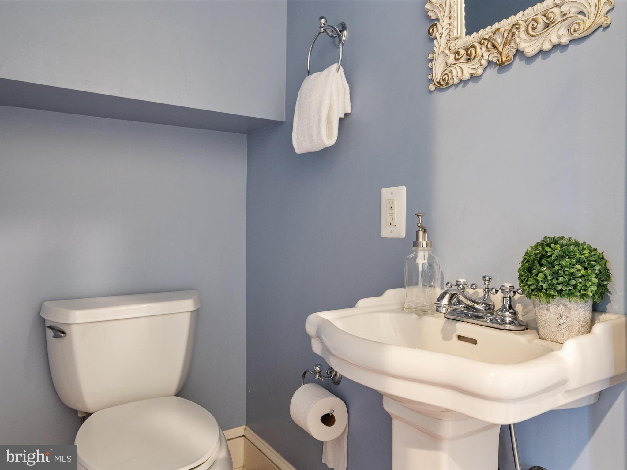 MURRAY HILL - Residential