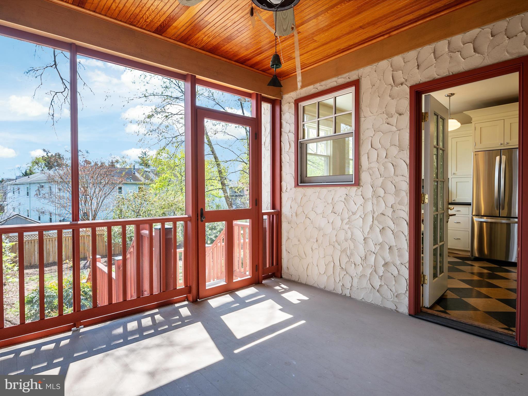 MURRAY HILL - Residential