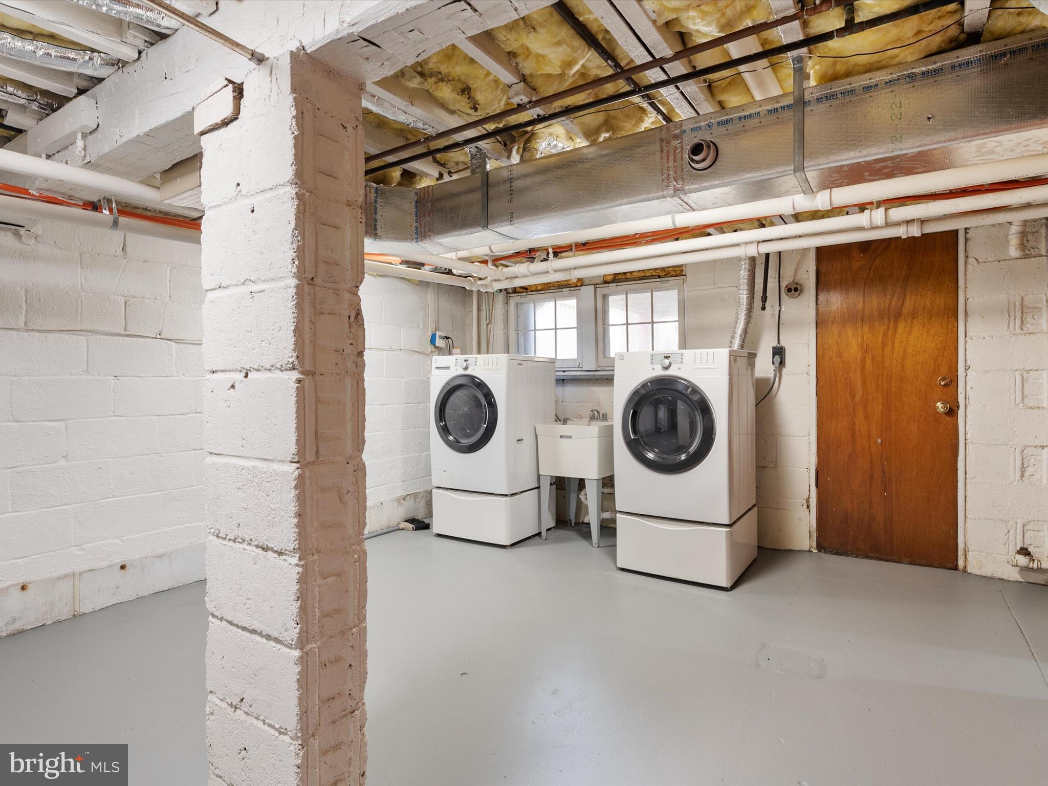 MURRAY HILL - Residential