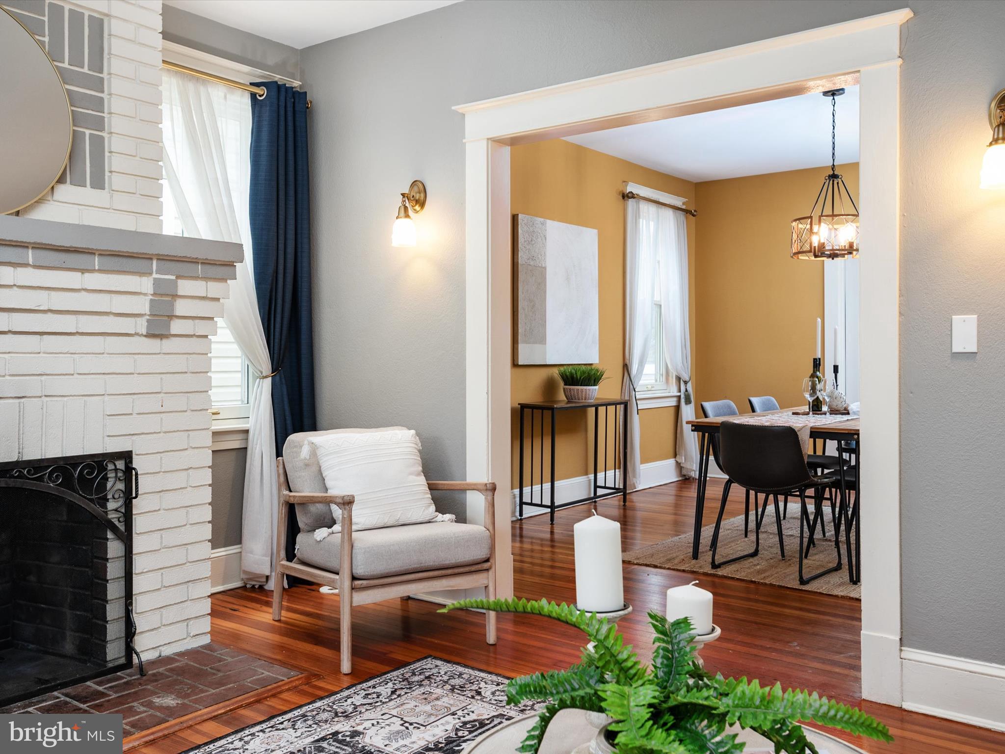 MURRAY HILL - Residential