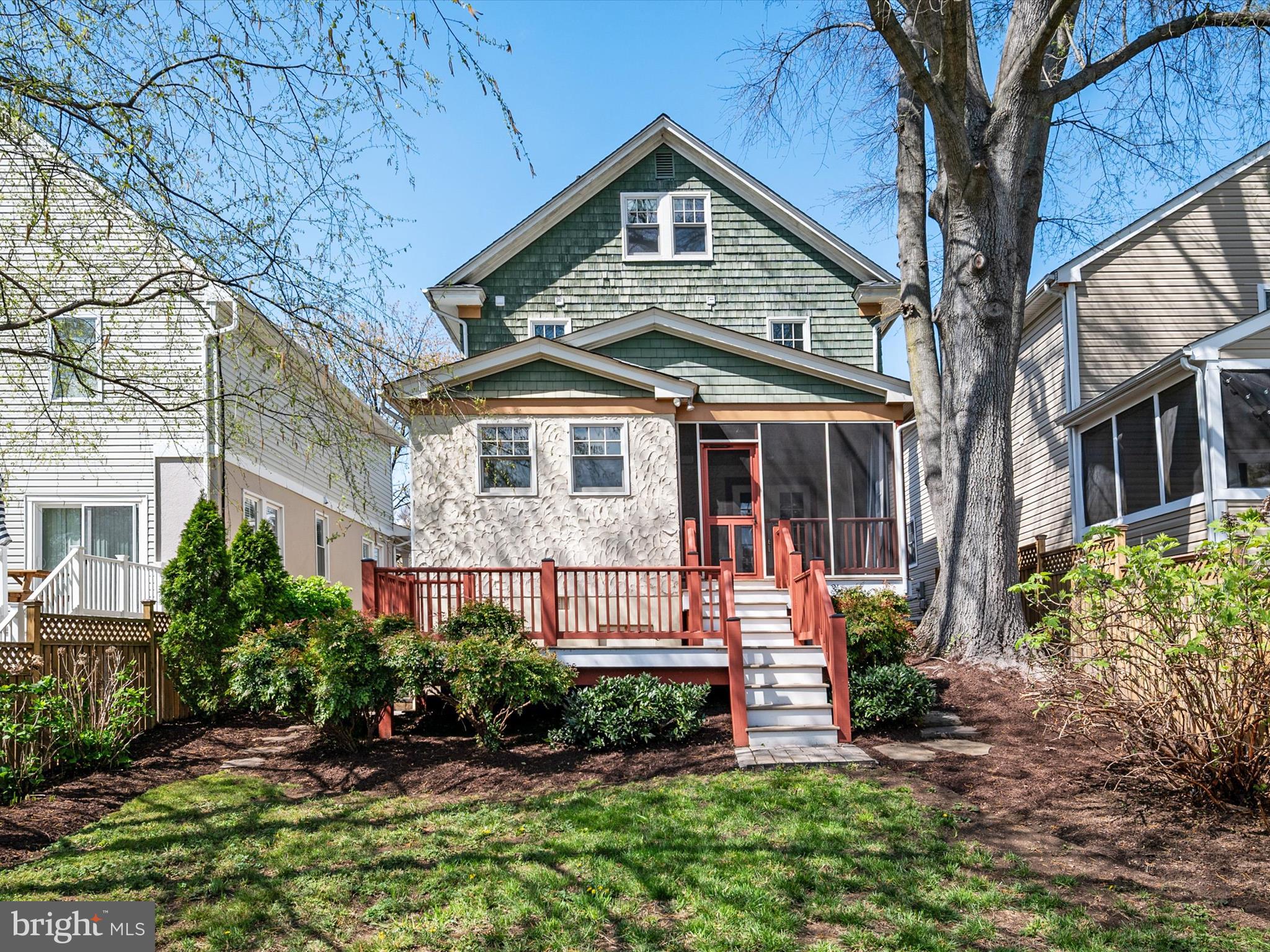 MURRAY HILL - Residential