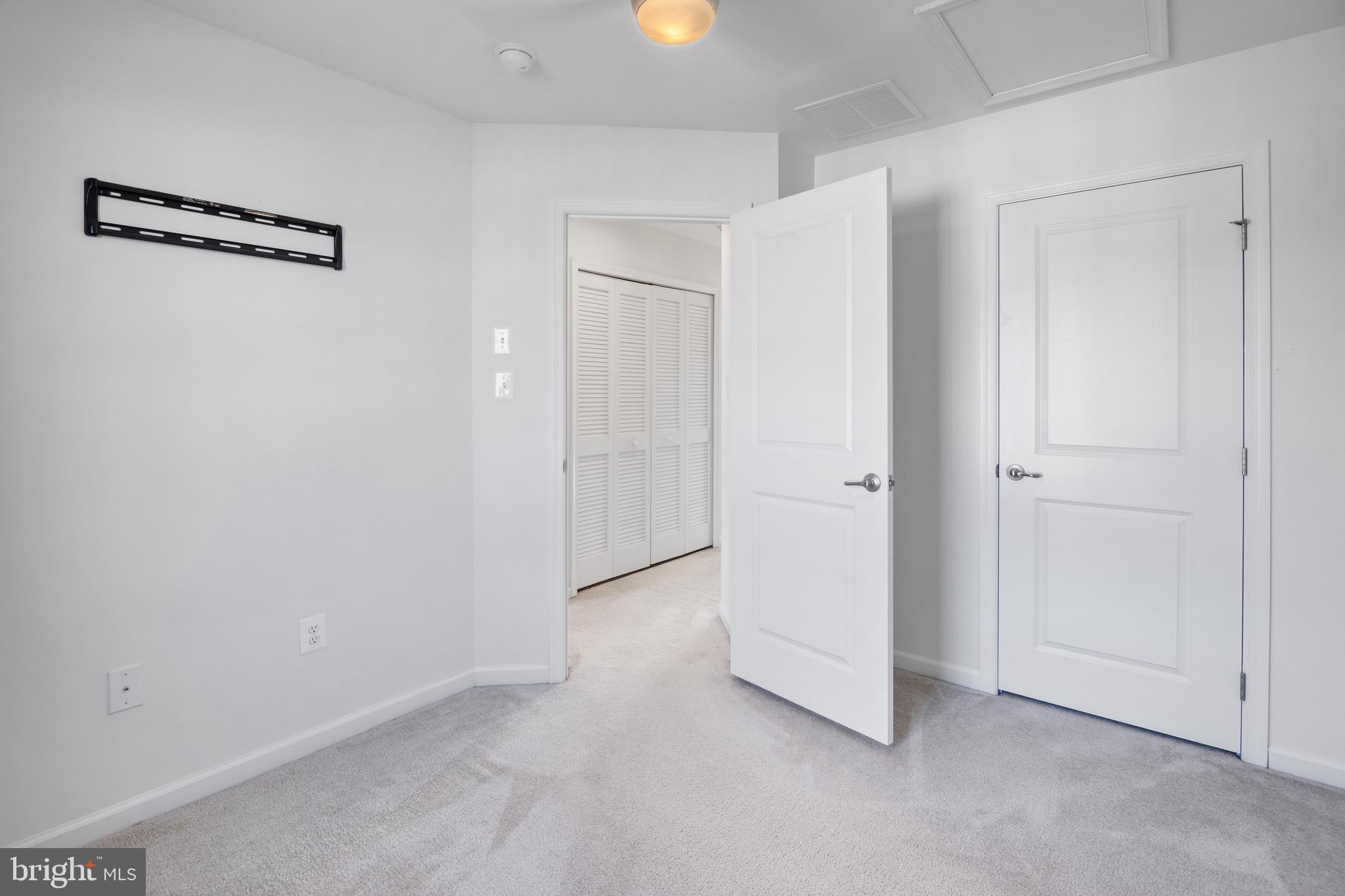 POTOMAC STATION - Residential