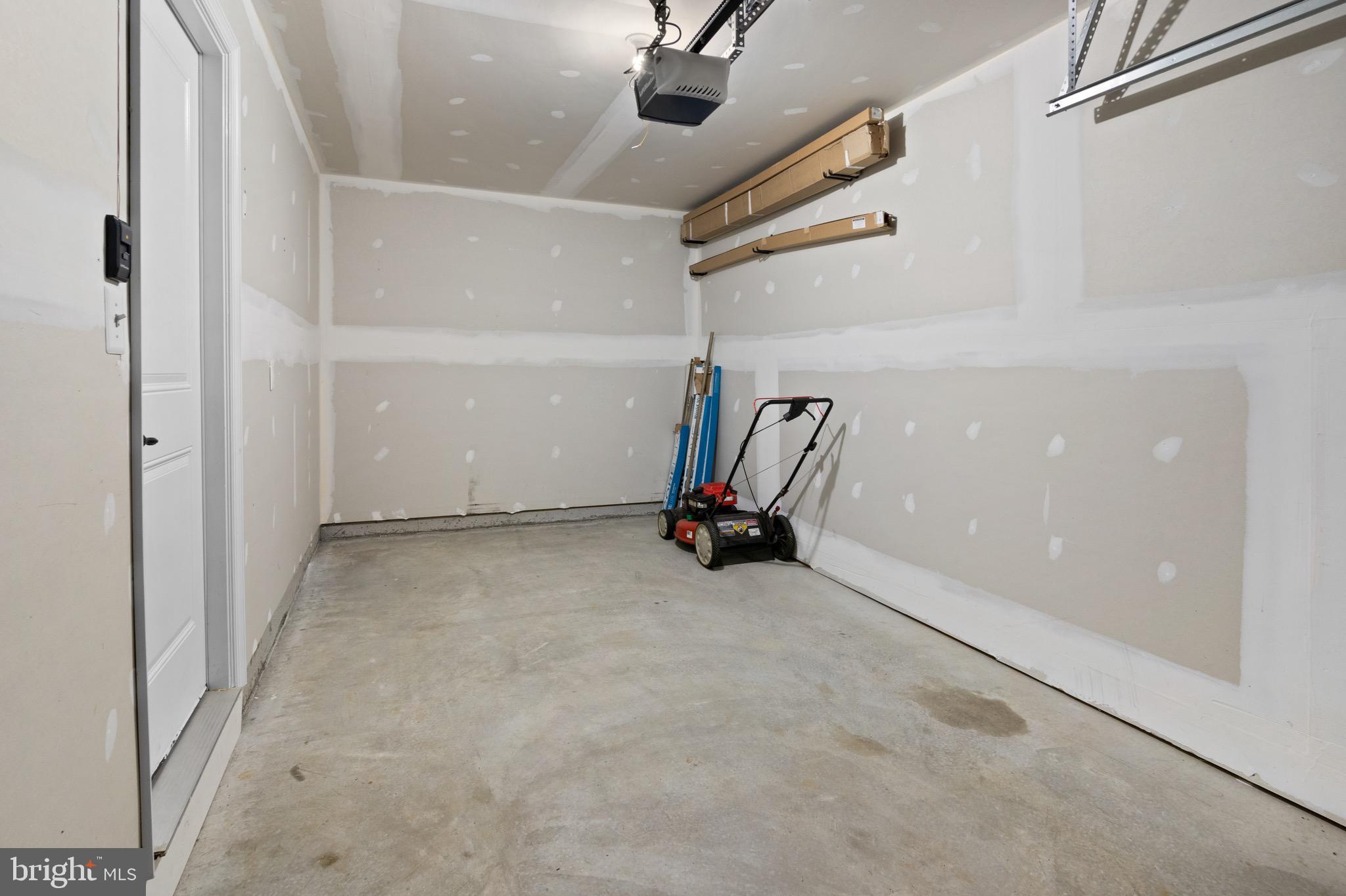 POTOMAC STATION - Residential