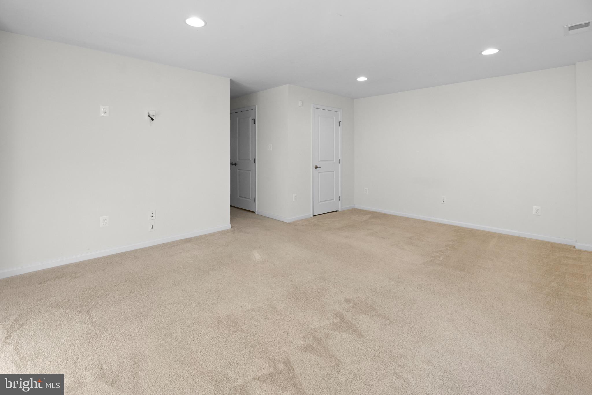 POTOMAC STATION - Residential