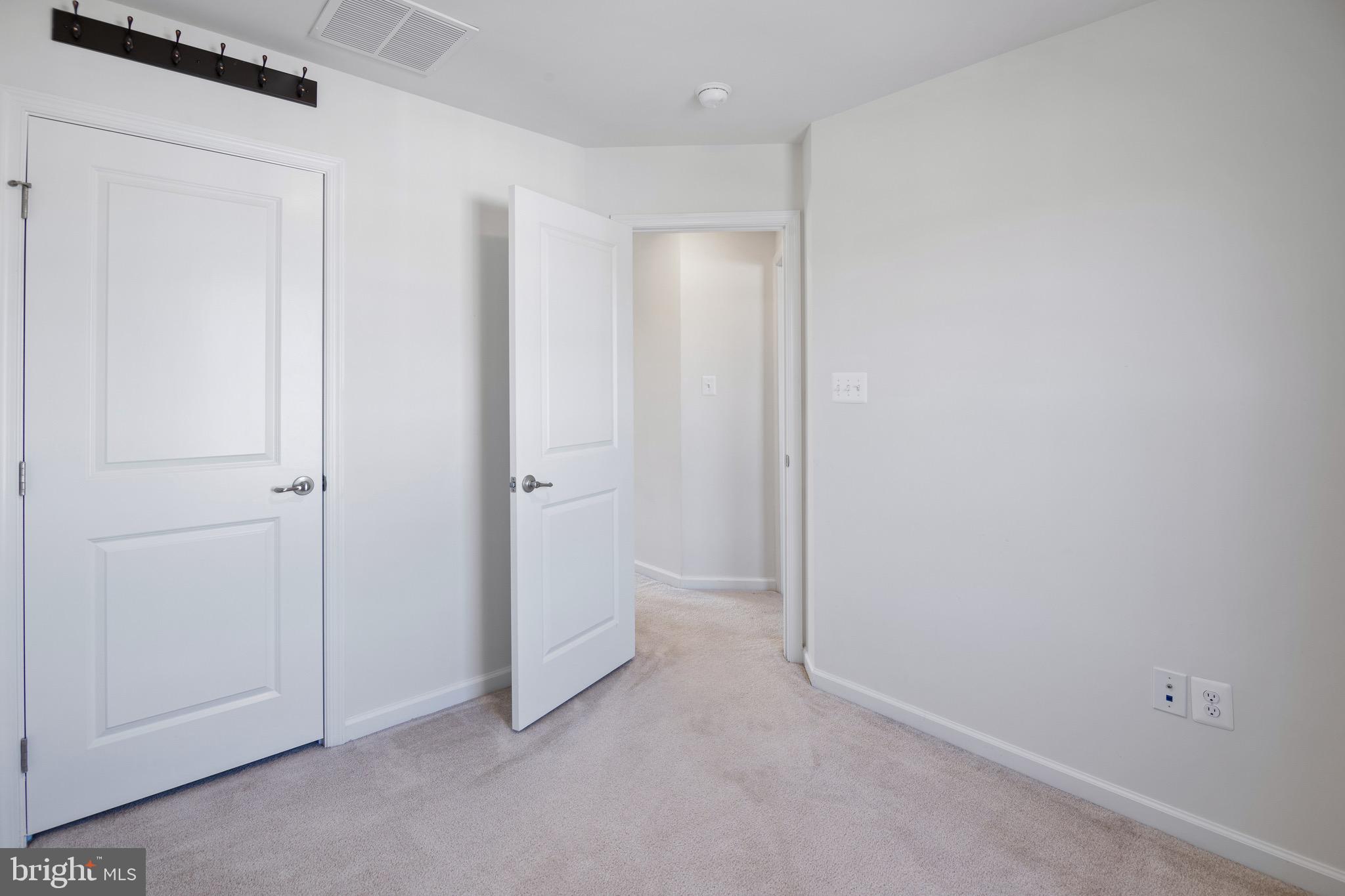 POTOMAC STATION - Residential