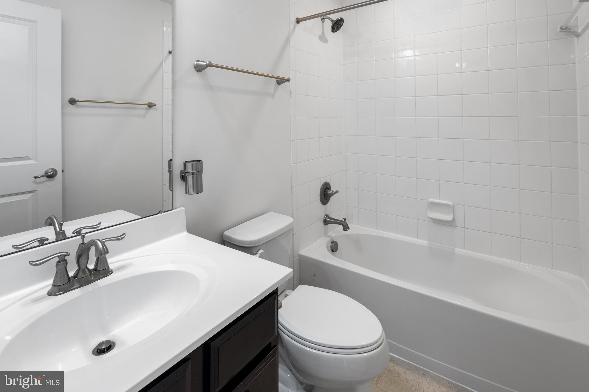 POTOMAC STATION - Residential