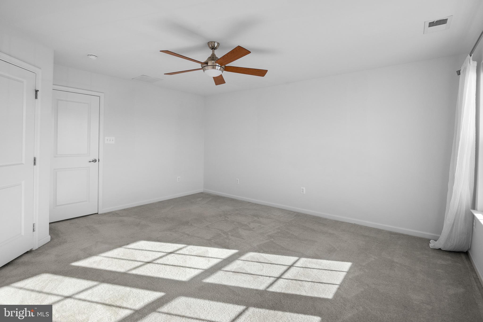 POTOMAC STATION - Residential