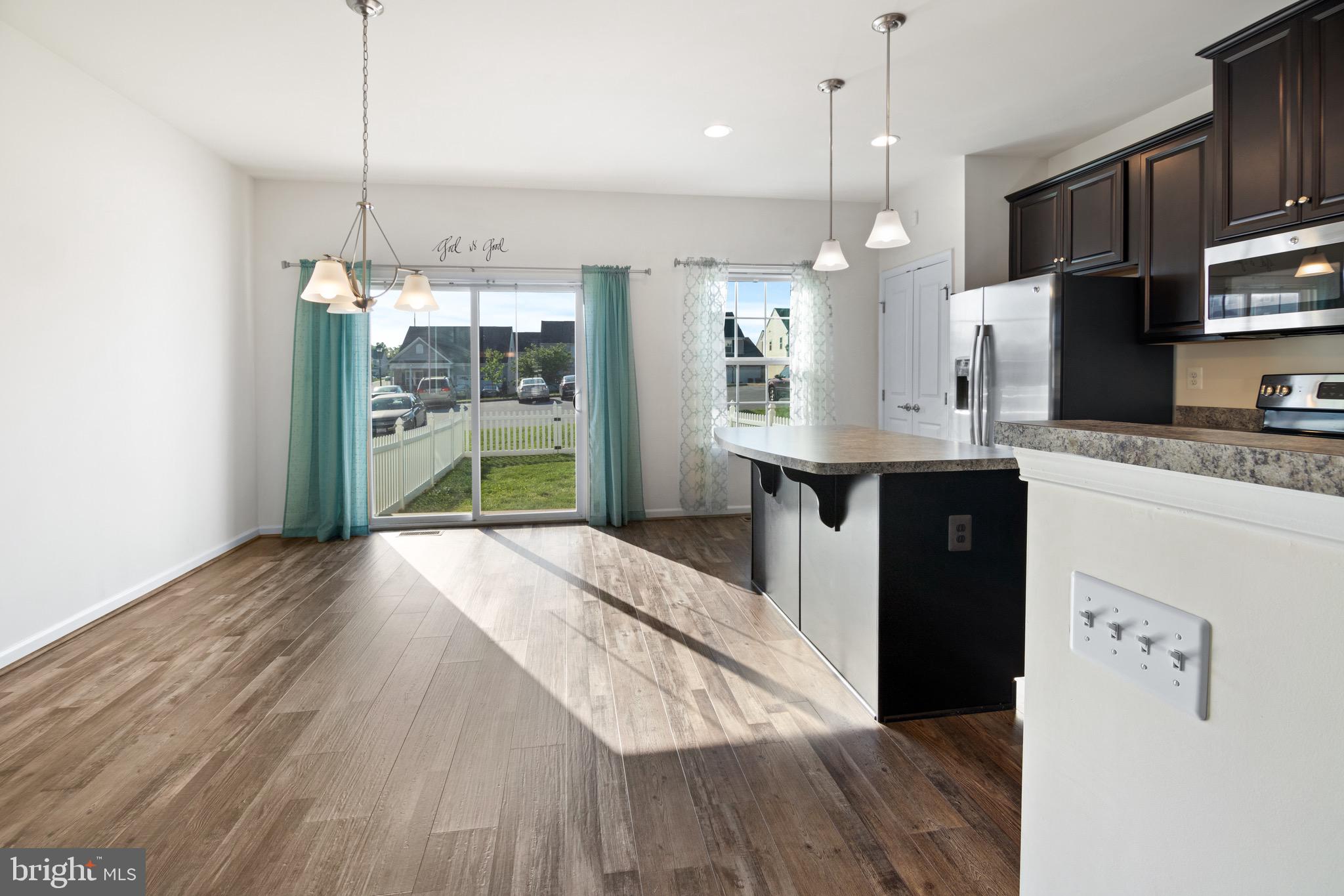 POTOMAC STATION - Residential