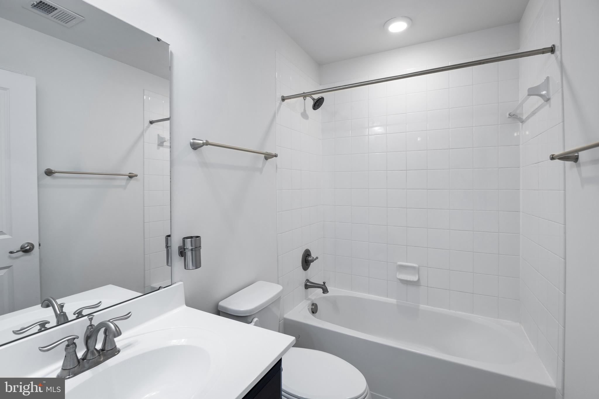 POTOMAC STATION - Residential