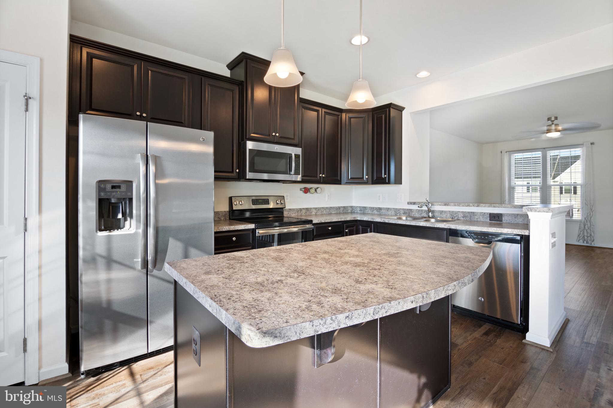 POTOMAC STATION - Residential