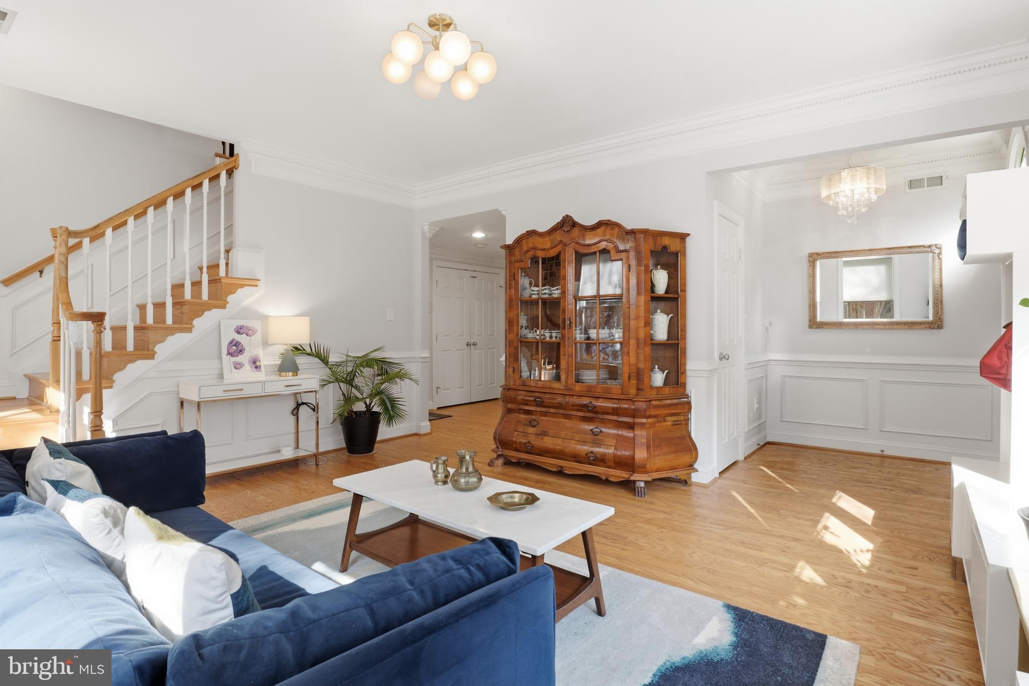 1142 N JACKSON STREET