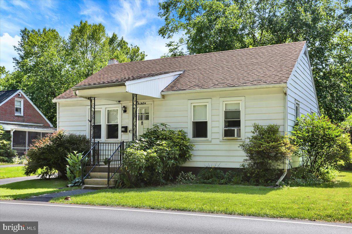 30 N DWIGHT STREET
