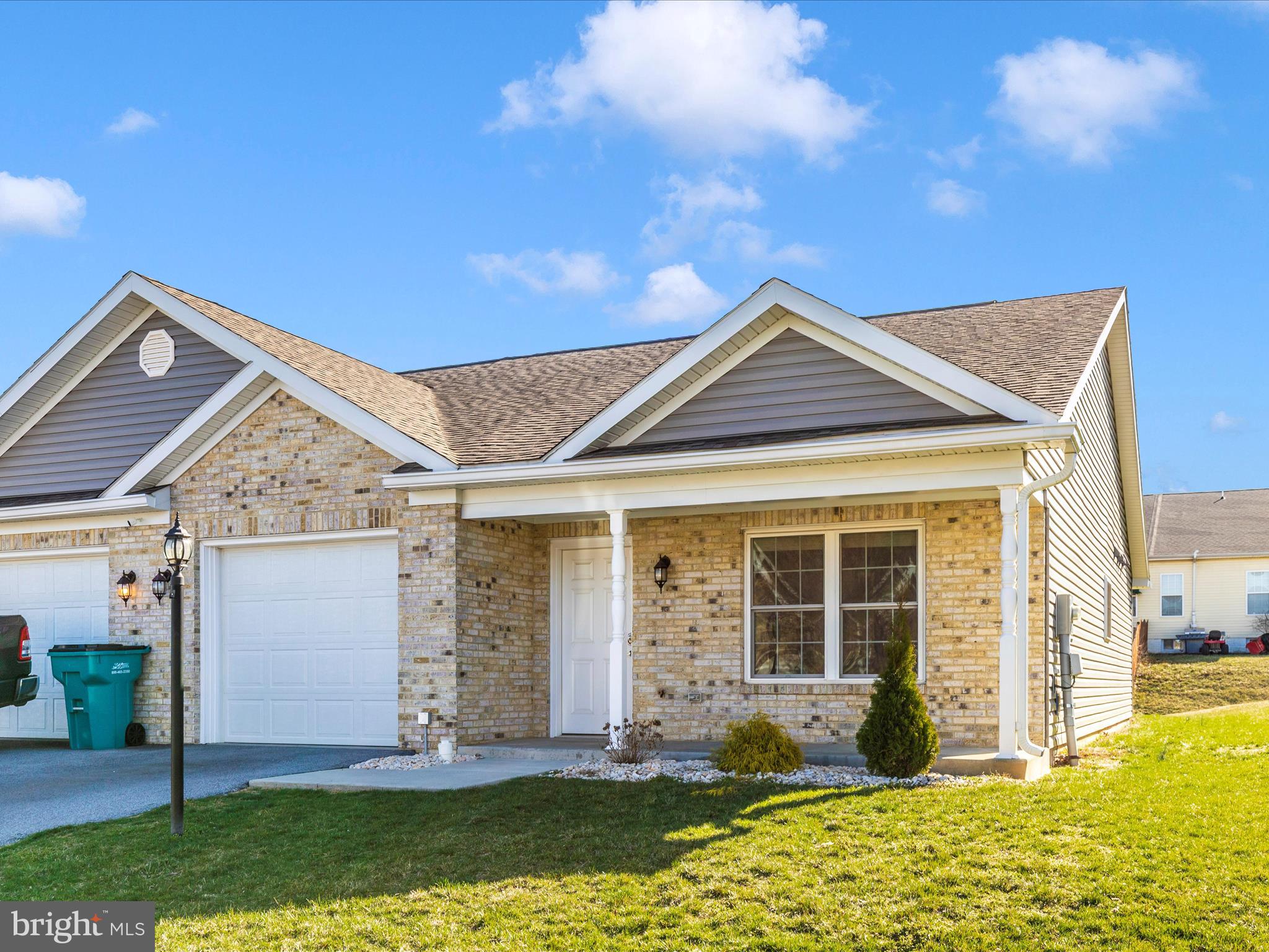 TWIN RIDGE - Residential