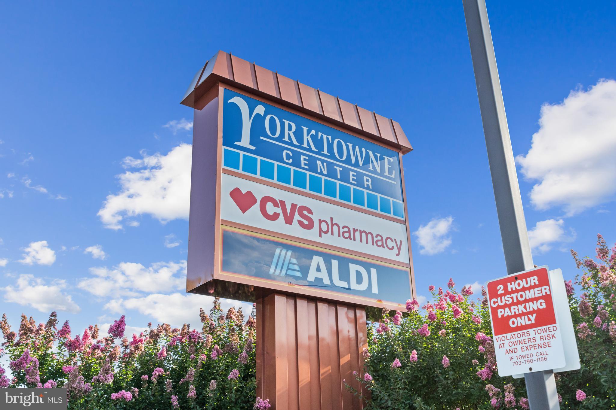 YORKTOWNE SQUARE - Residential