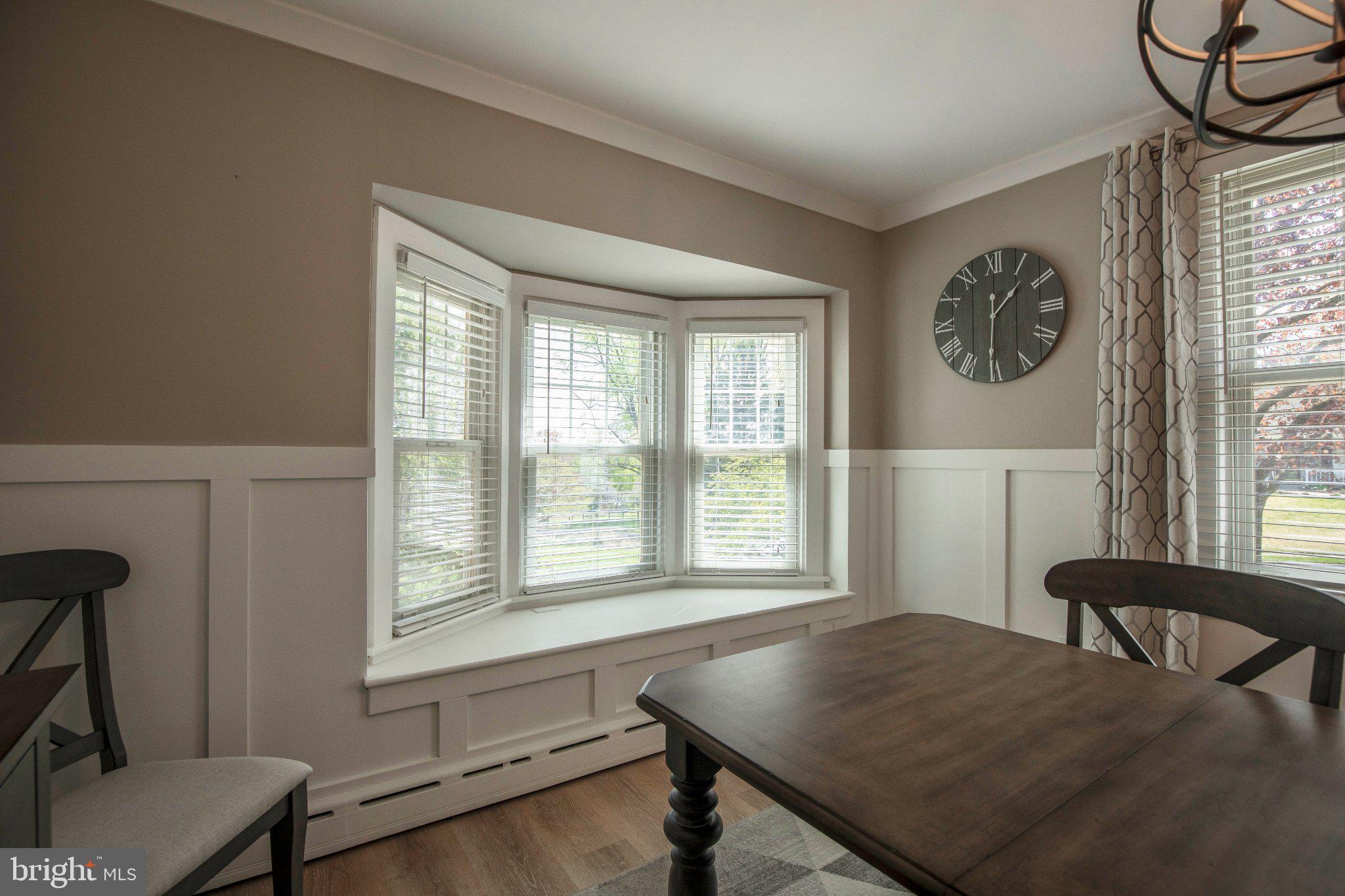 SQUIRREL RUN - Residential