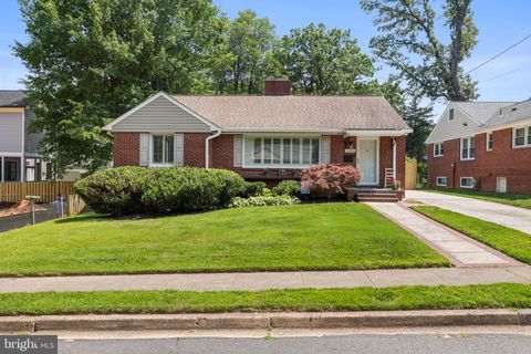 5114 14TH STREET N ARLINGTON VA 22205