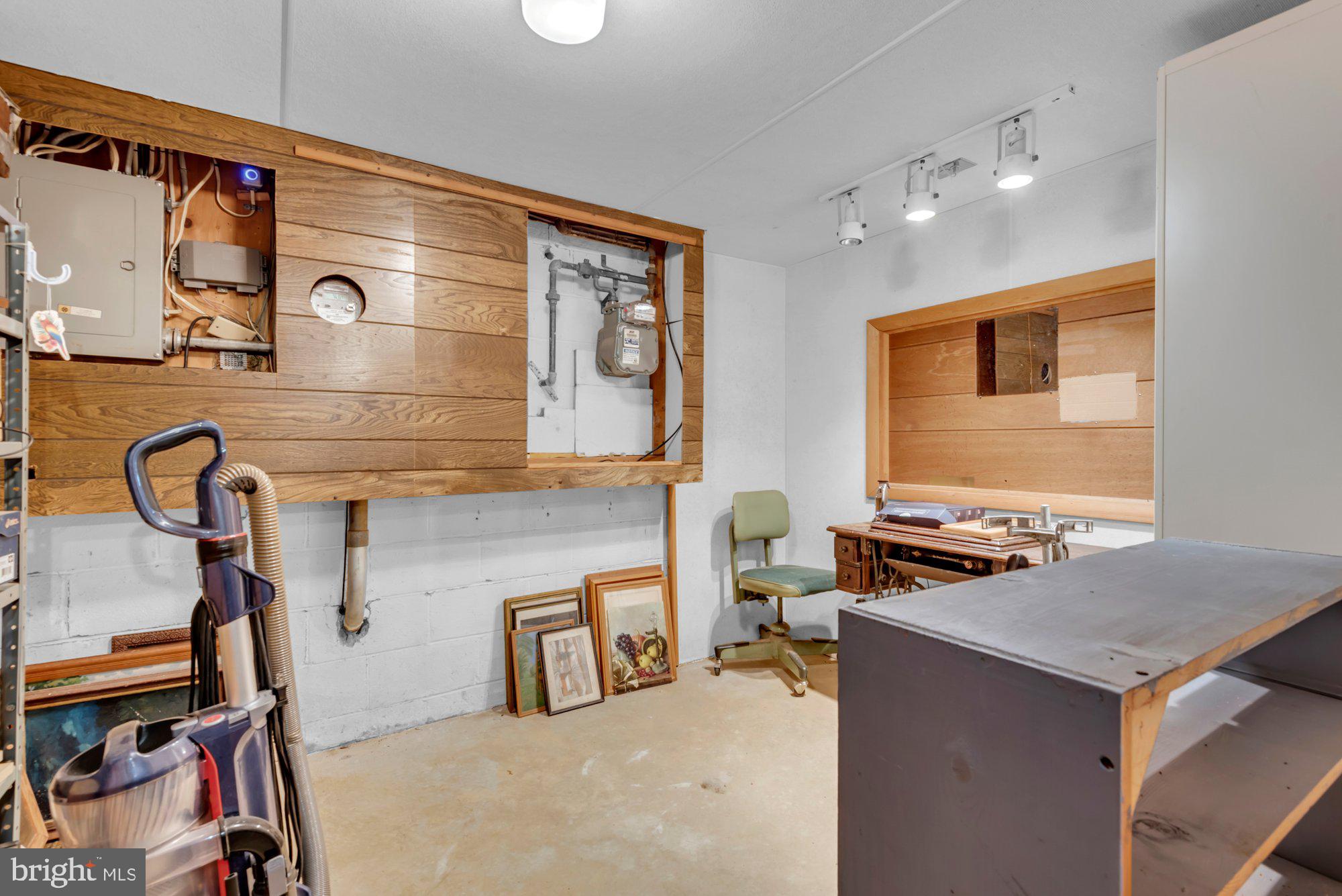 PINES ON THE SEVERN - Residential