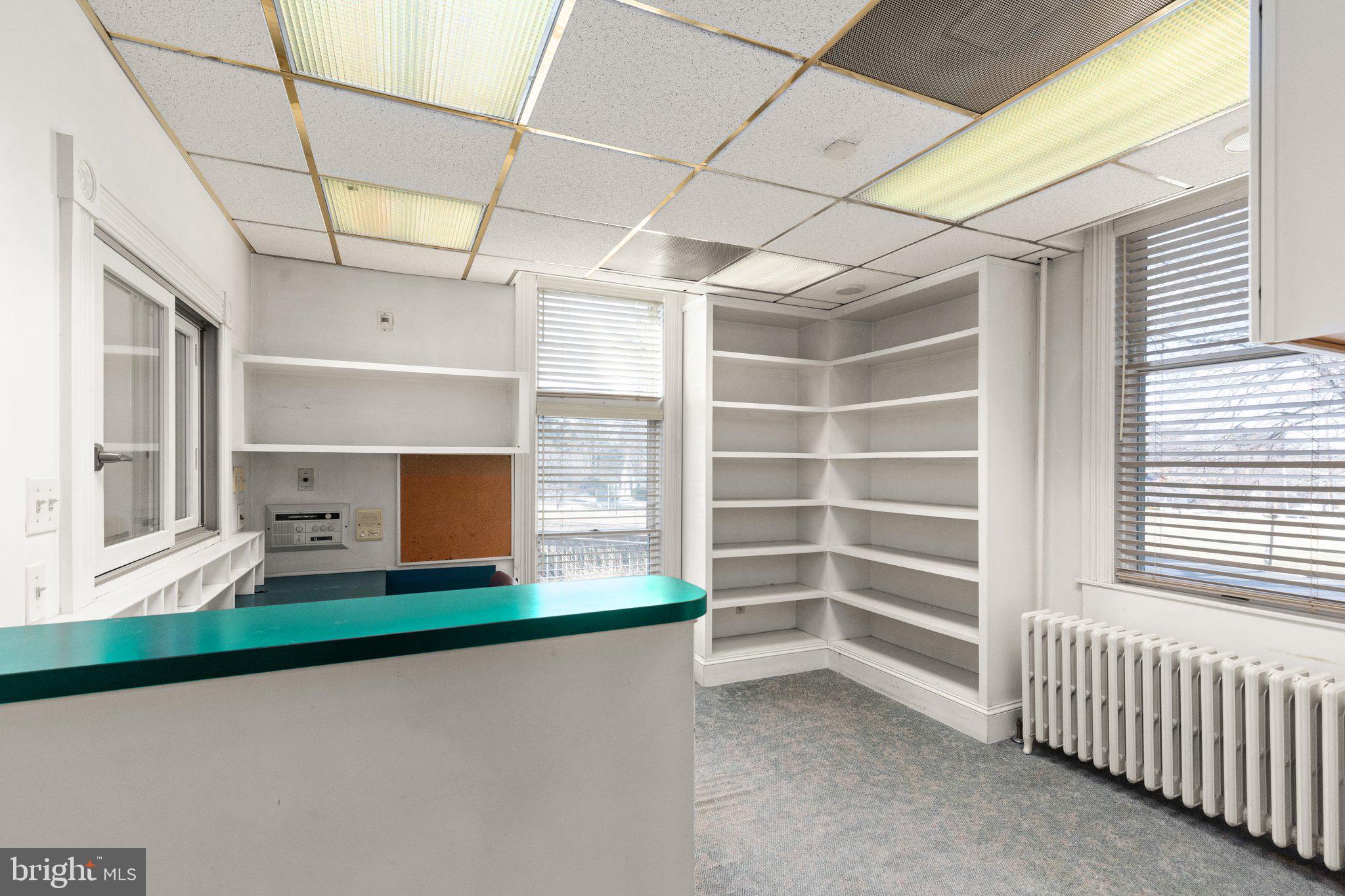 BEL AIR DOWNTOWN - Commercial Sale
