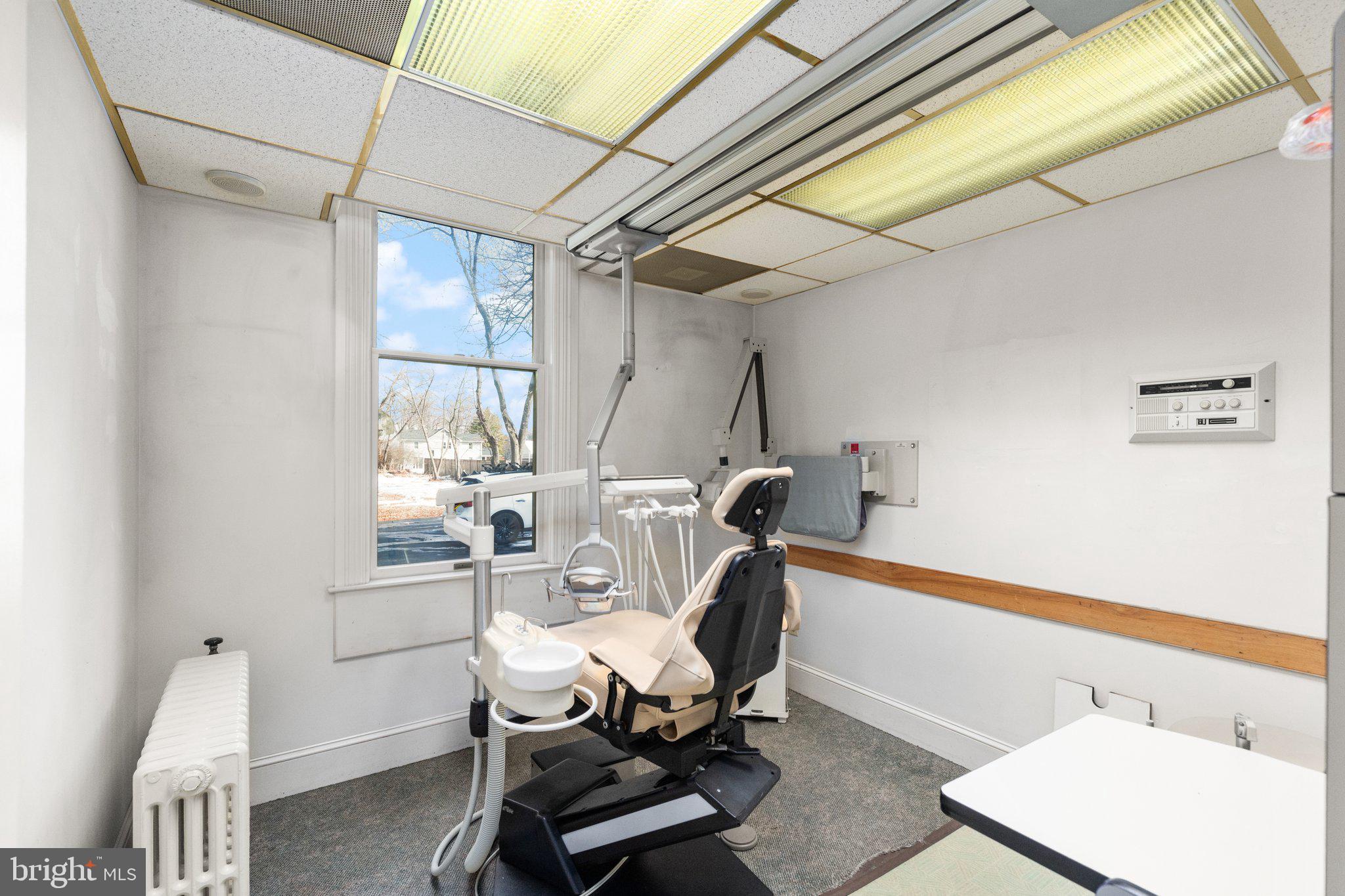 BEL AIR DOWNTOWN - Commercial Sale