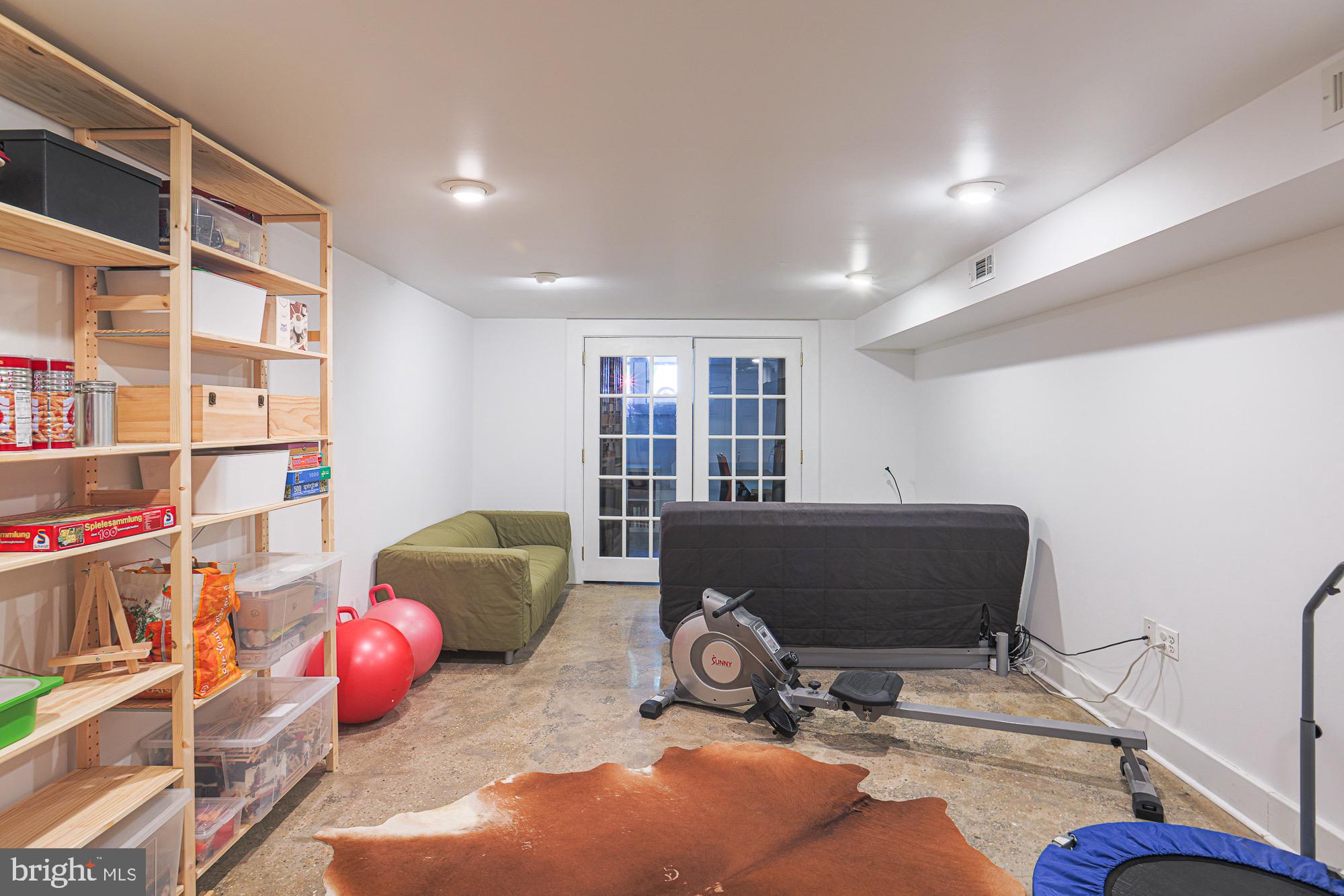 HAMPDEN HISTORIC DISTRICT - Residential