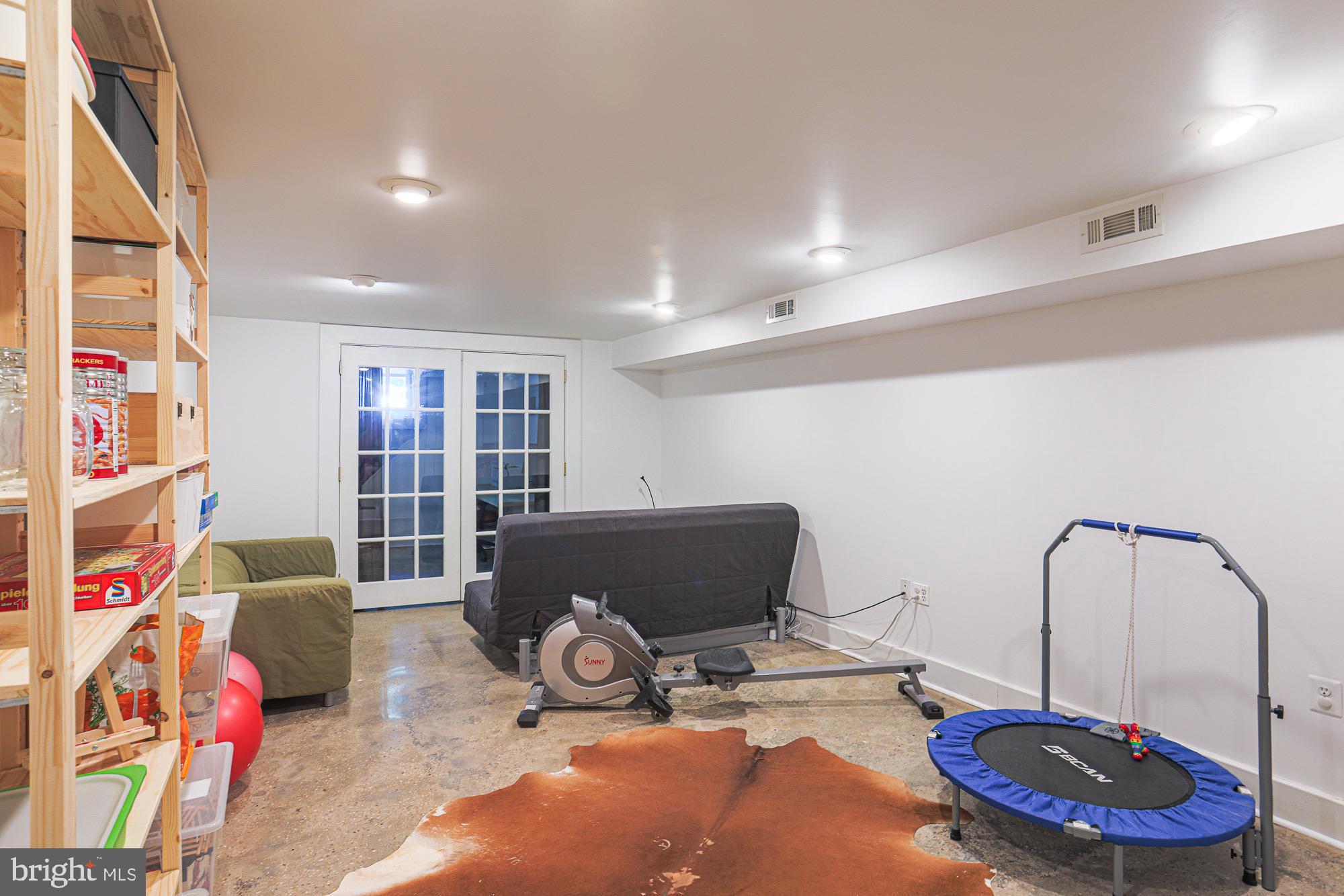 HAMPDEN HISTORIC DISTRICT - Residential