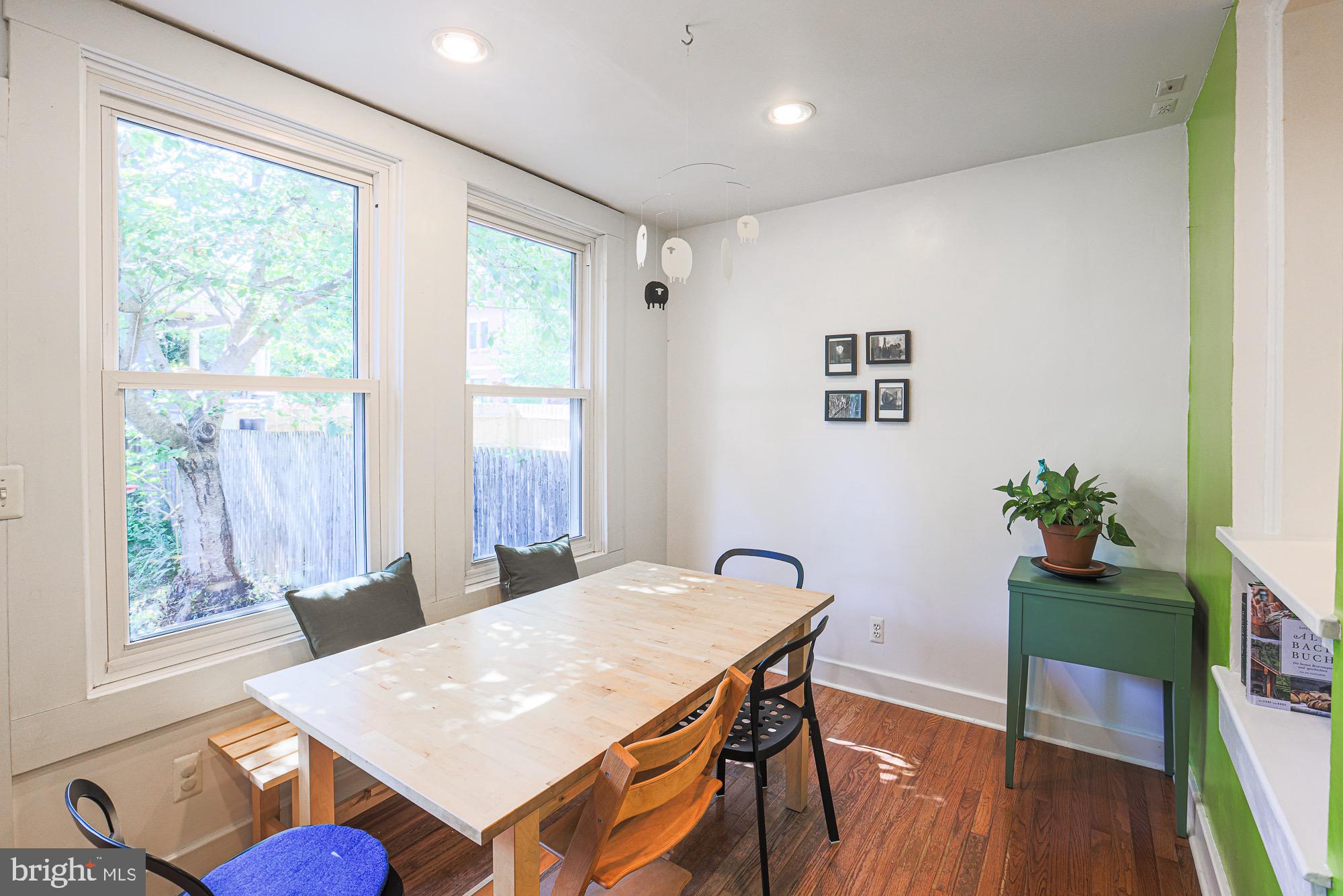 HAMPDEN HISTORIC DISTRICT - Residential