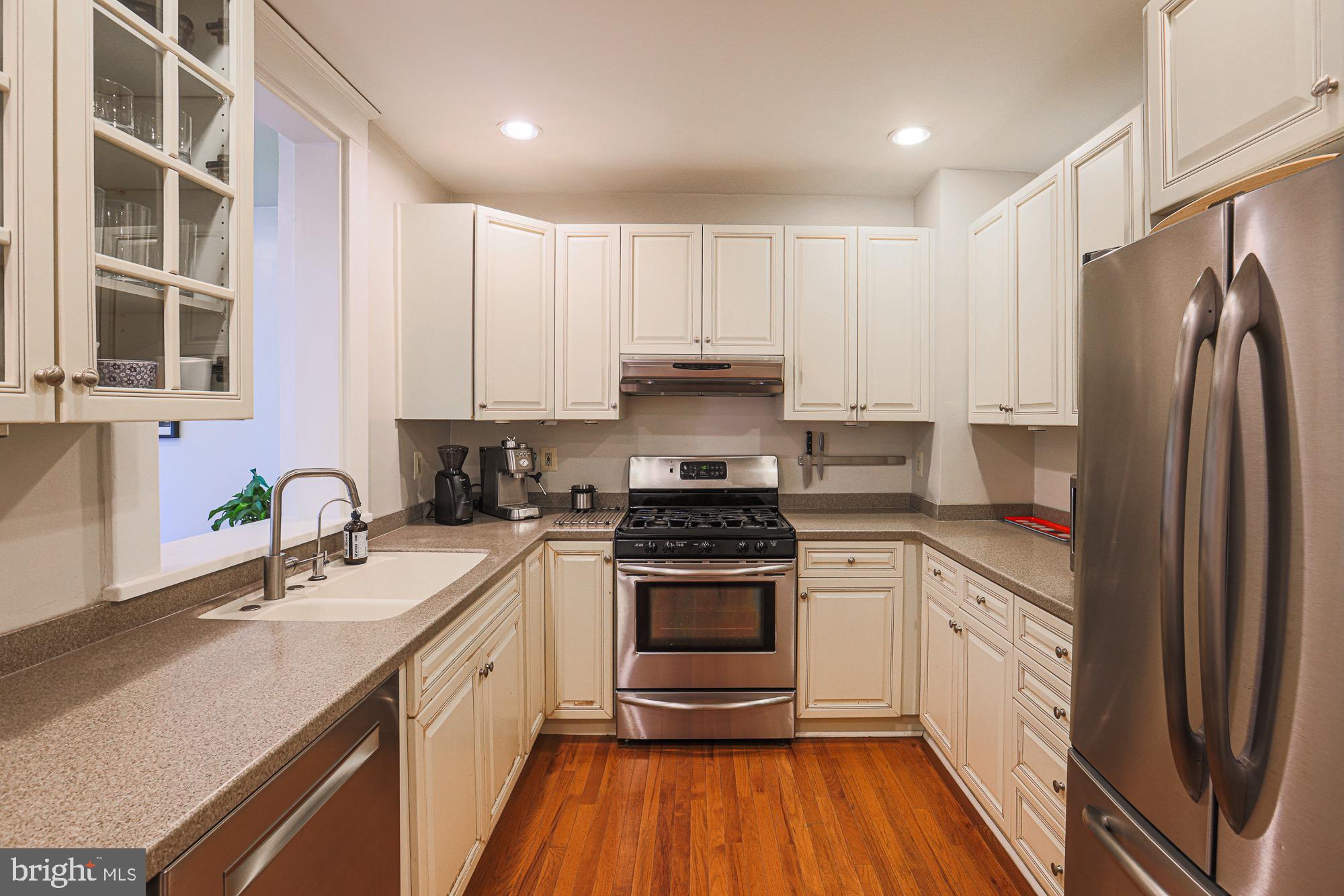 HAMPDEN HISTORIC DISTRICT - Residential