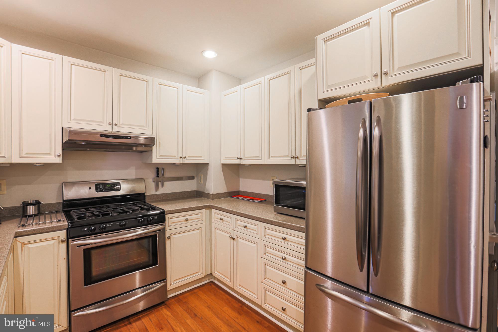 HAMPDEN HISTORIC DISTRICT - Residential