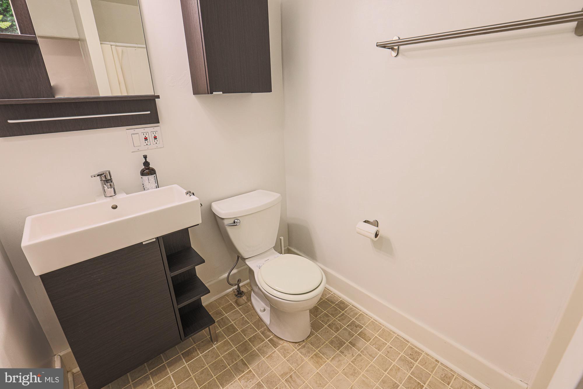 HAMPDEN HISTORIC DISTRICT - Residential