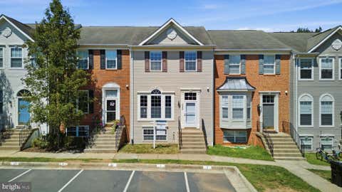 Photo of 14268 Hunters Run Way, GAINESVILLE, VA 20155 (MLS # VAPW2125744)